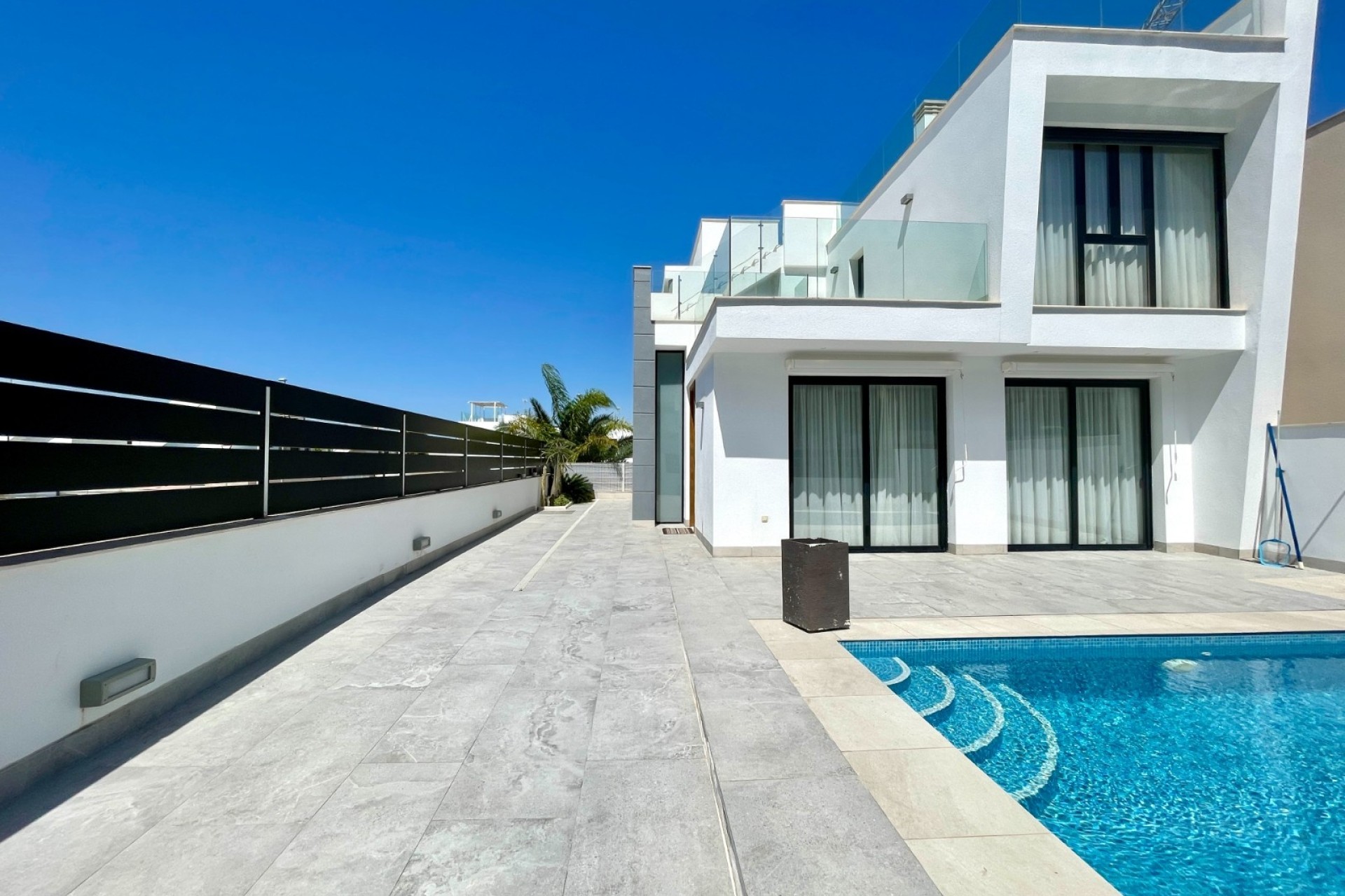 Resale - Detached Villa -
Benijofar