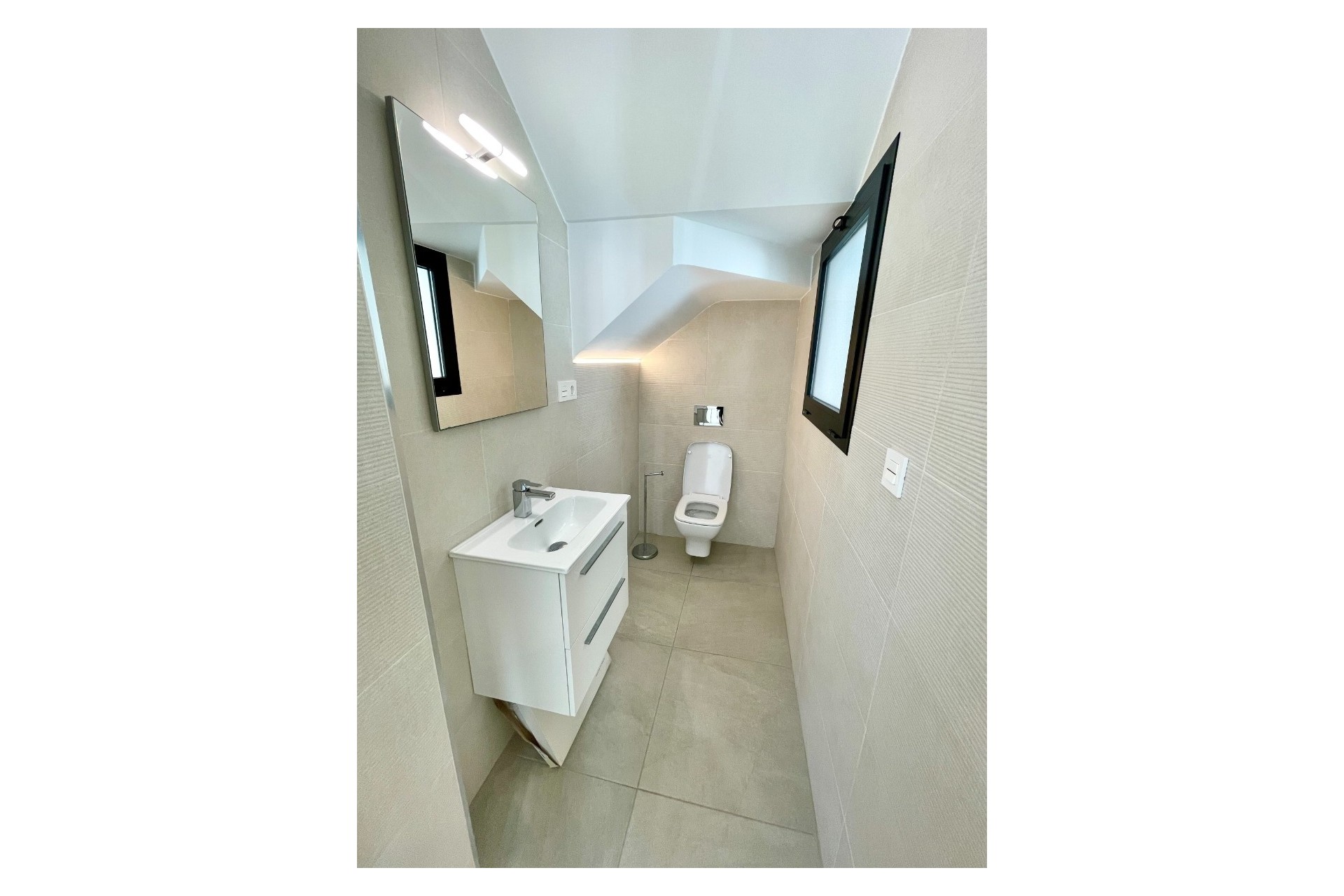 Resale - Detached Villa -
Benijofar
