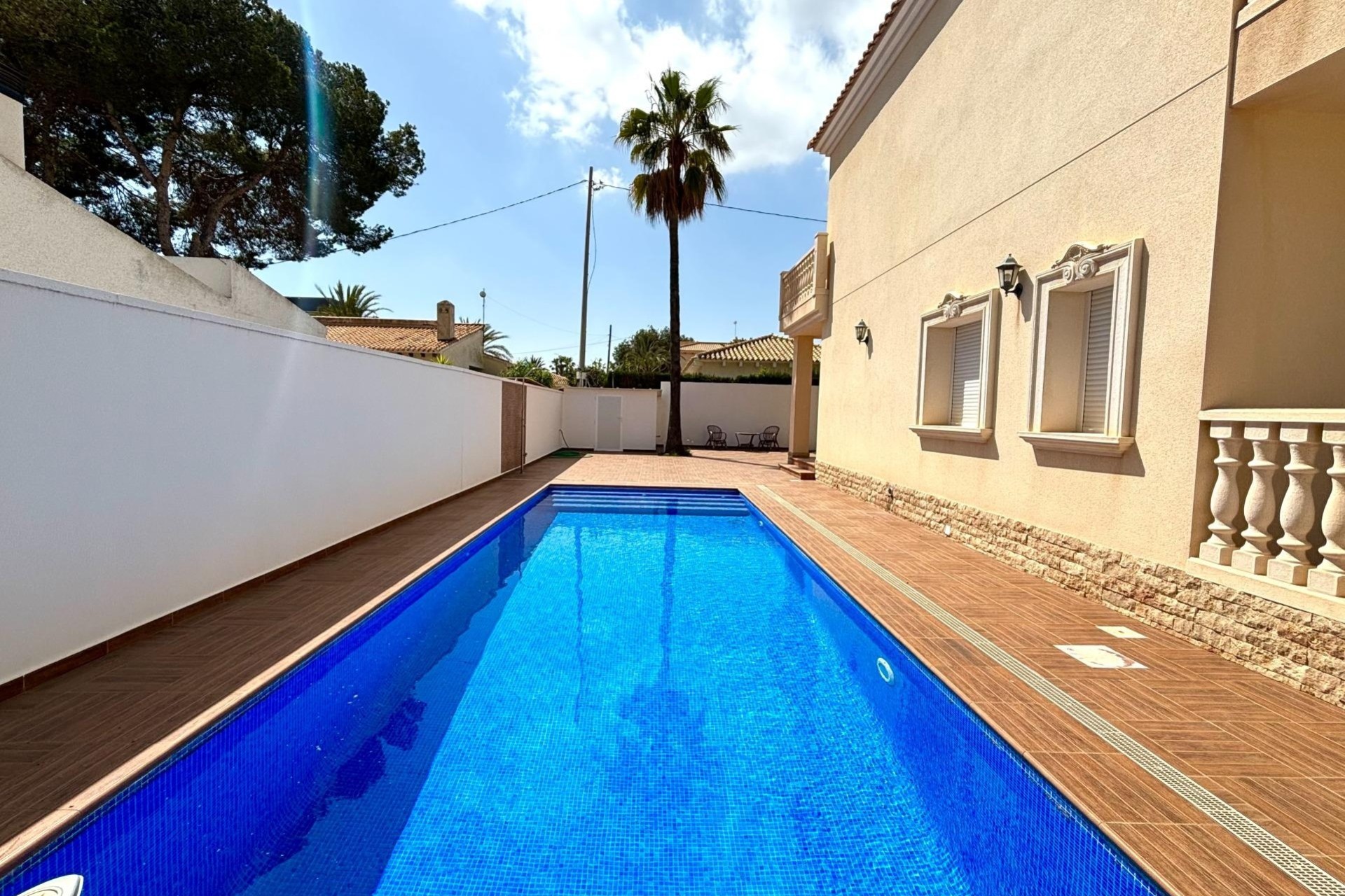 Resale - Detached Villa -
Cabo Roig