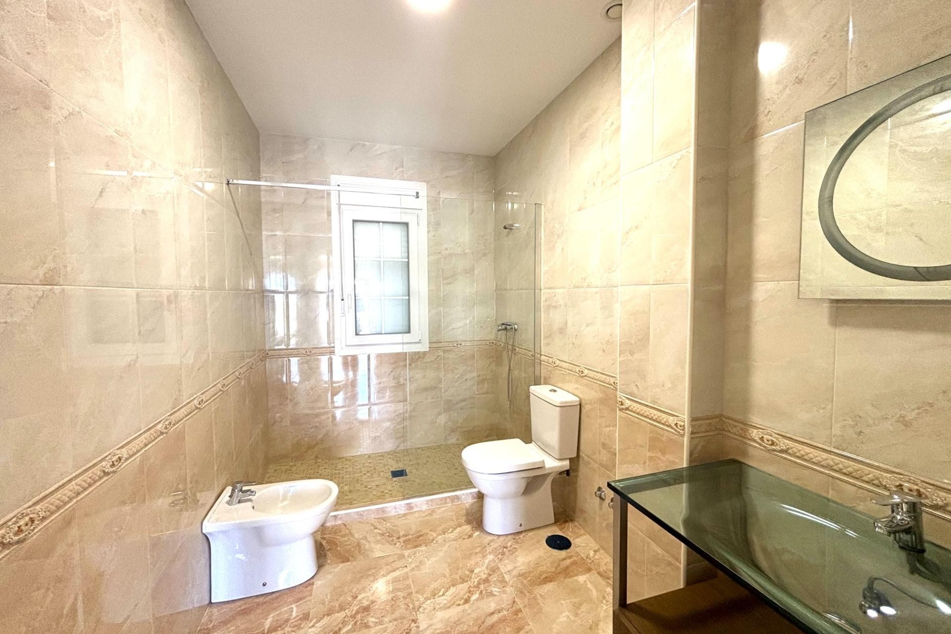 Resale - Detached Villa -
Cabo Roig