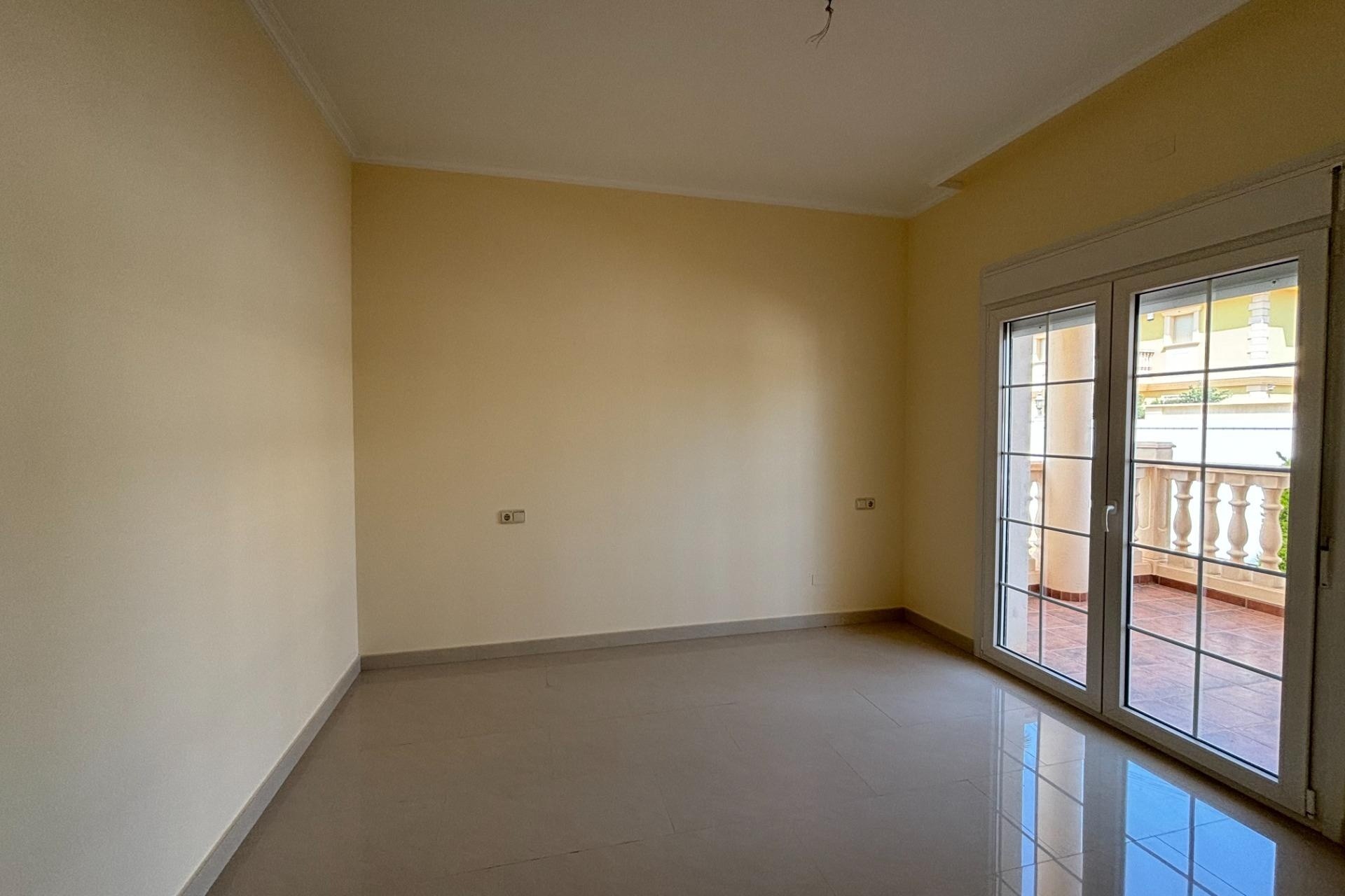Resale - Detached Villa -
Cabo Roig