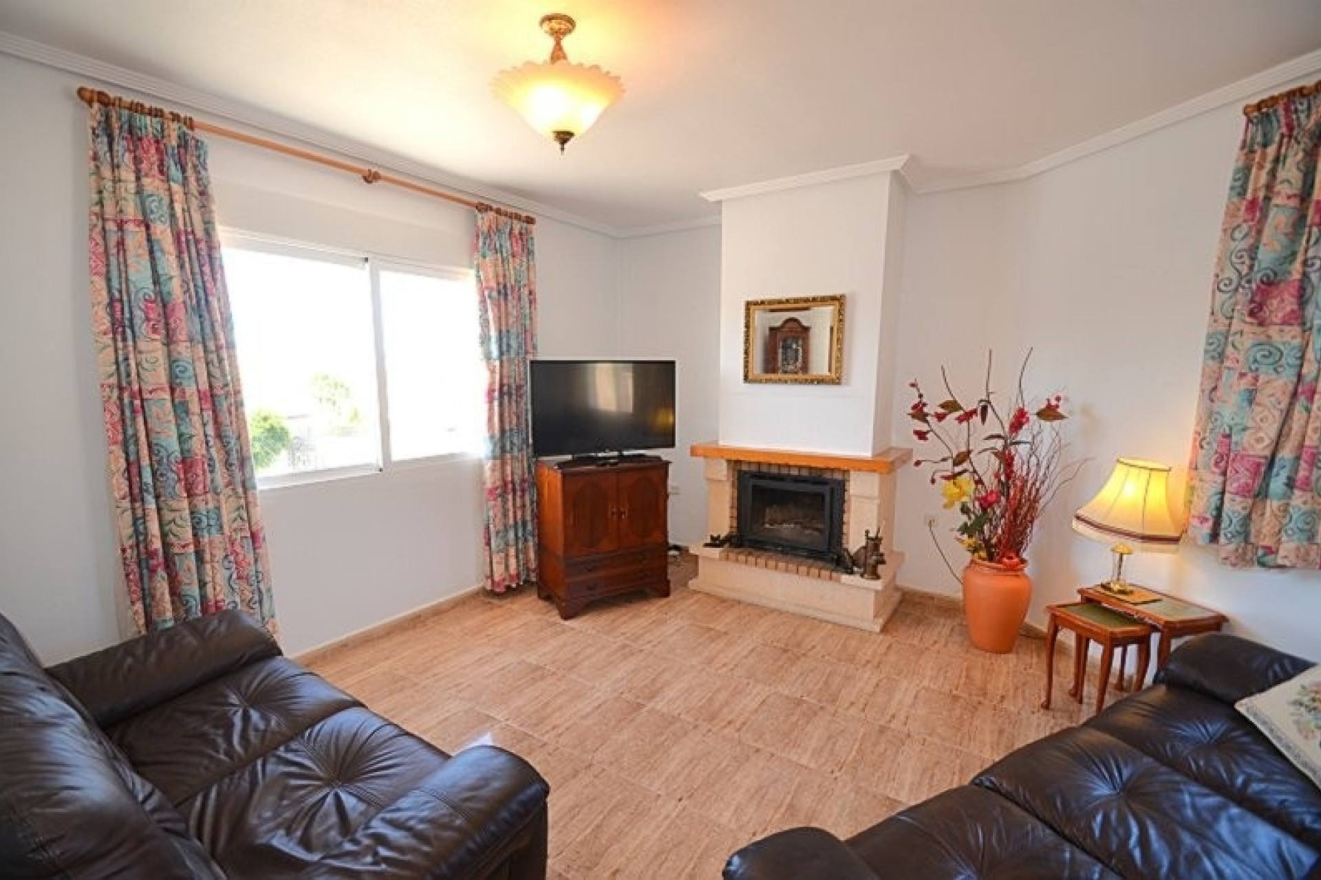 Resale - Detached Villa -
Campos del Rio - Inland