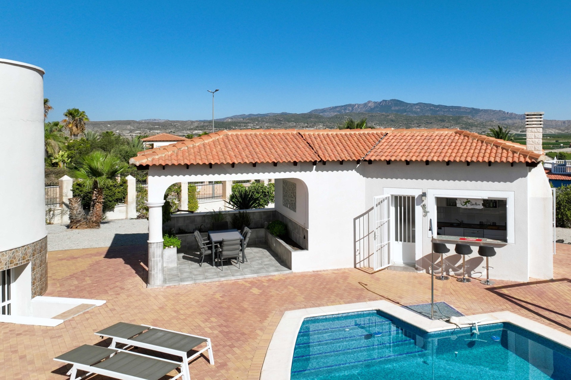 Resale - Detached Villa -
Campos Del Rio