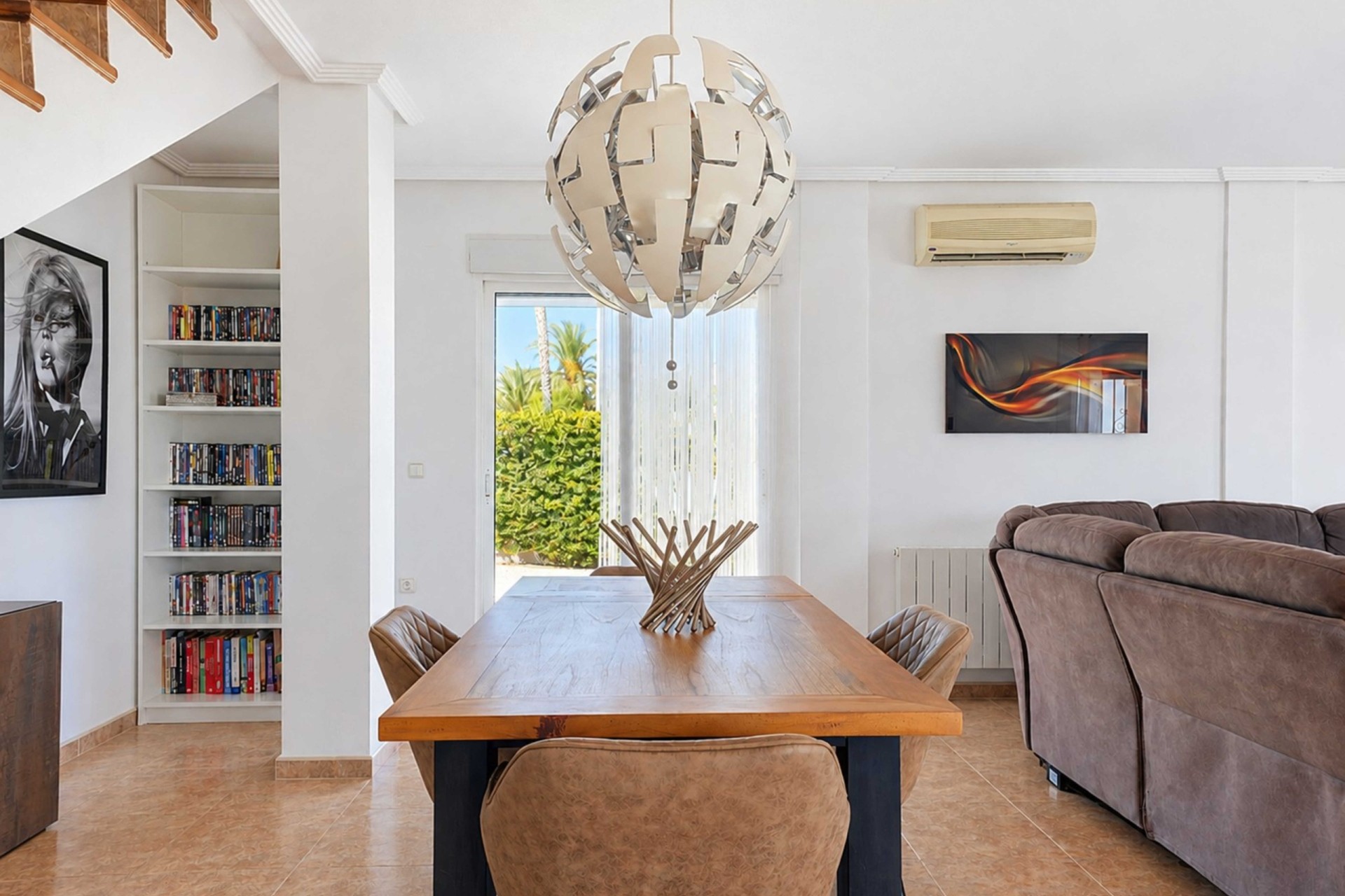 Resale - Detached Villa -
Campos Del Rio