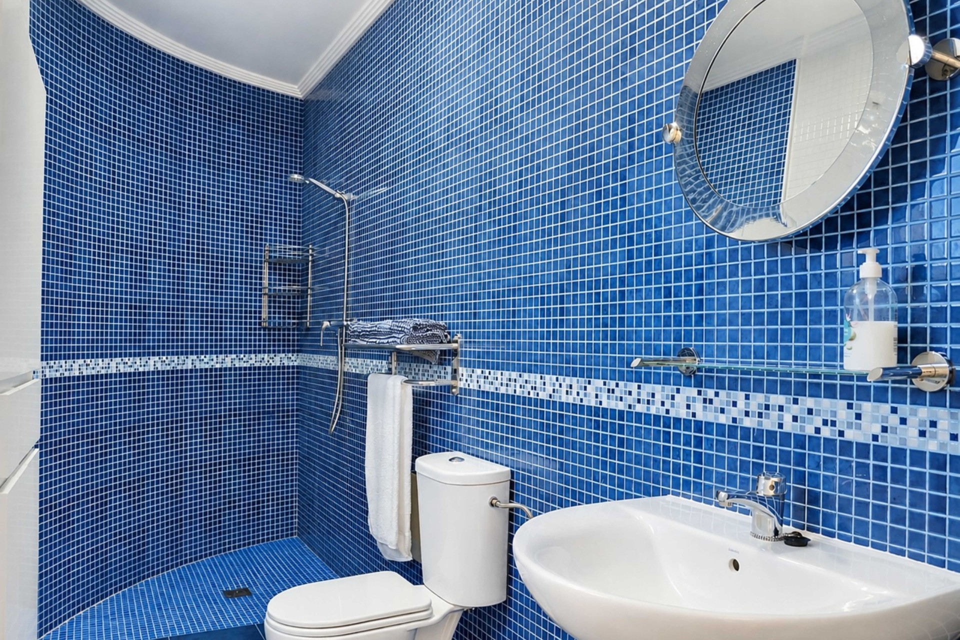 Resale - Detached Villa -
Campos Del Rio