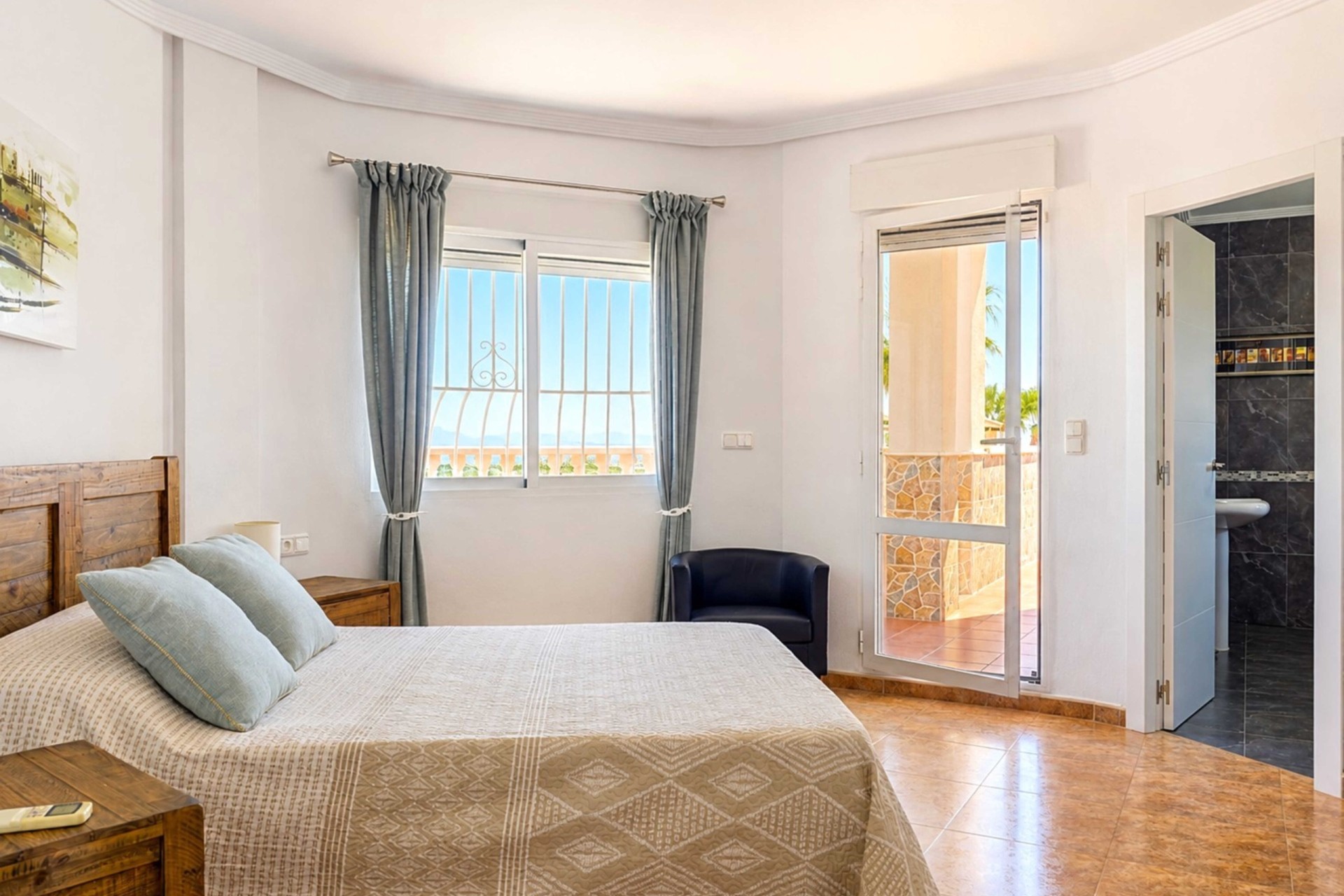 Resale - Detached Villa -
Campos Del Rio