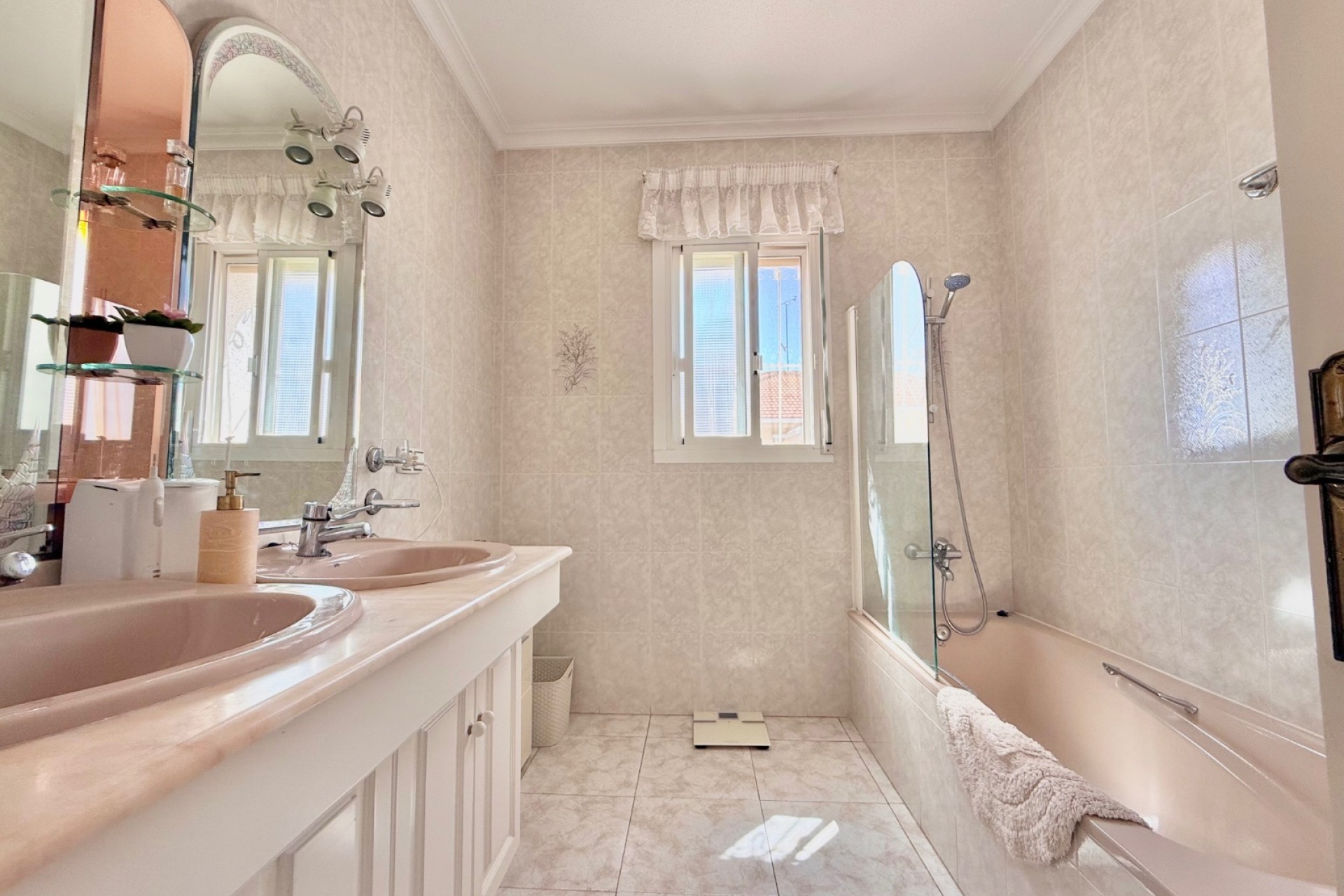 Resale - Detached Villa -
Ciudad Quesada - Rojales - Centro de la Ciudad Quesada