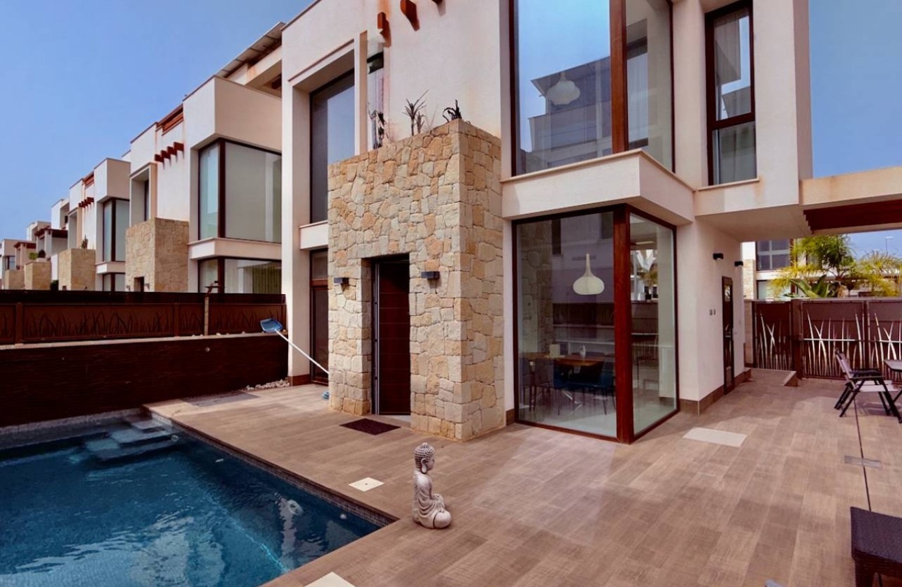 Resale - Detached Villa -
Ciudad Quesada - Rojales - Pueblo Bravo