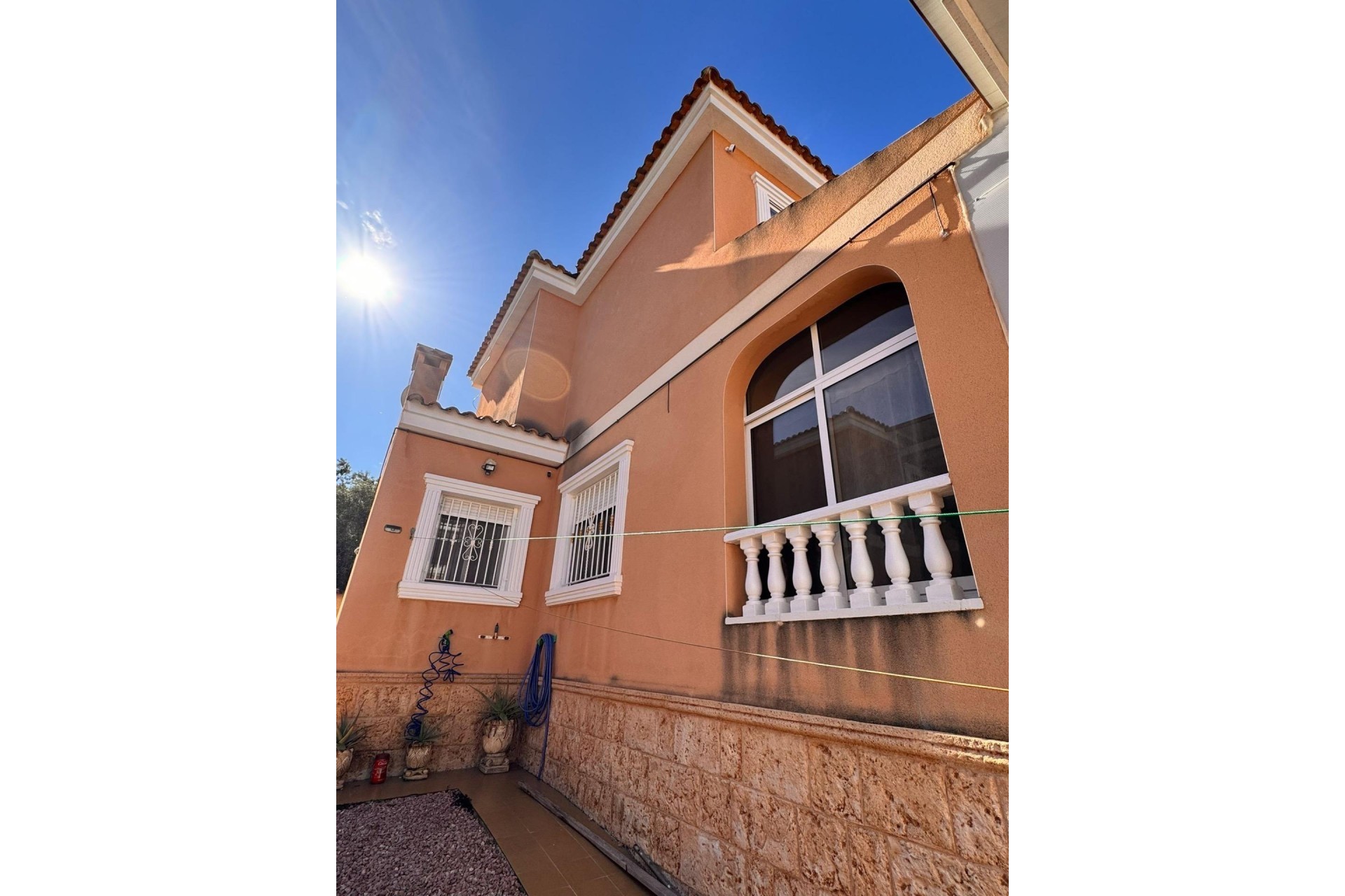 Resale - Detached Villa -
Cox