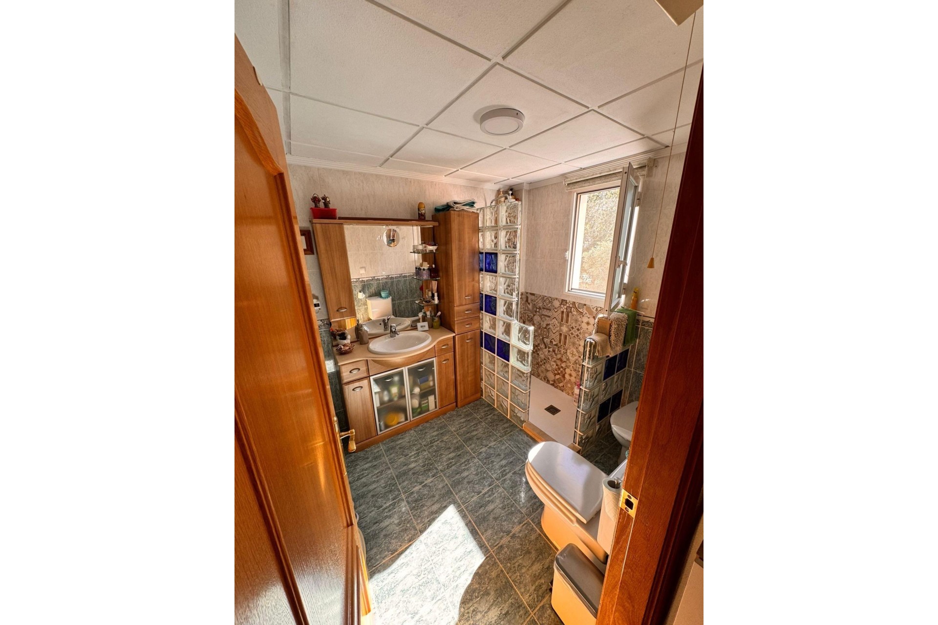 Resale - Detached Villa -
Cox