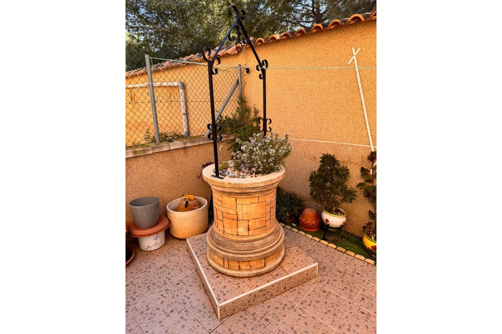 Resale - Detached Villa -
Cox