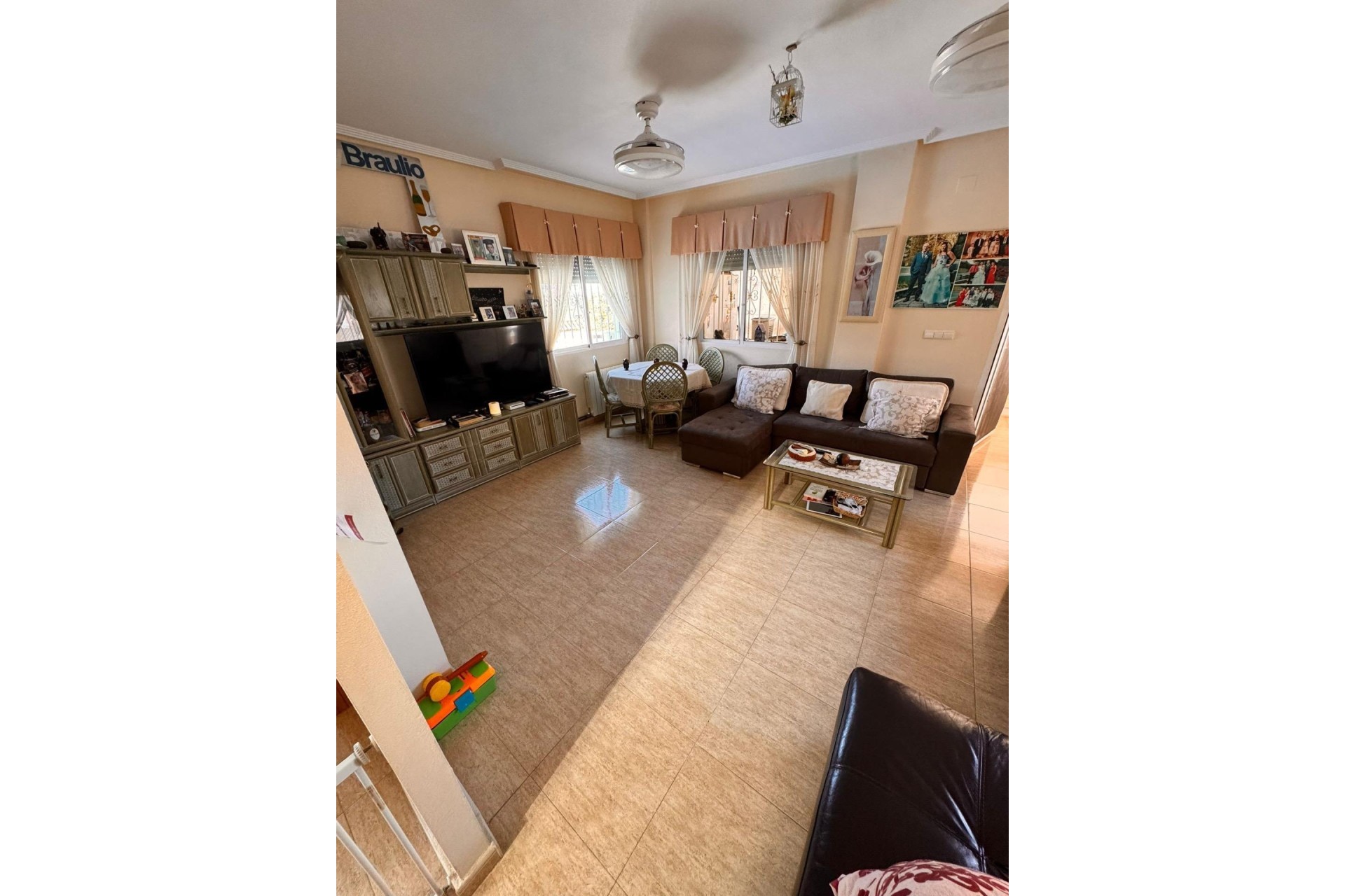 Resale - Detached Villa -
Cox