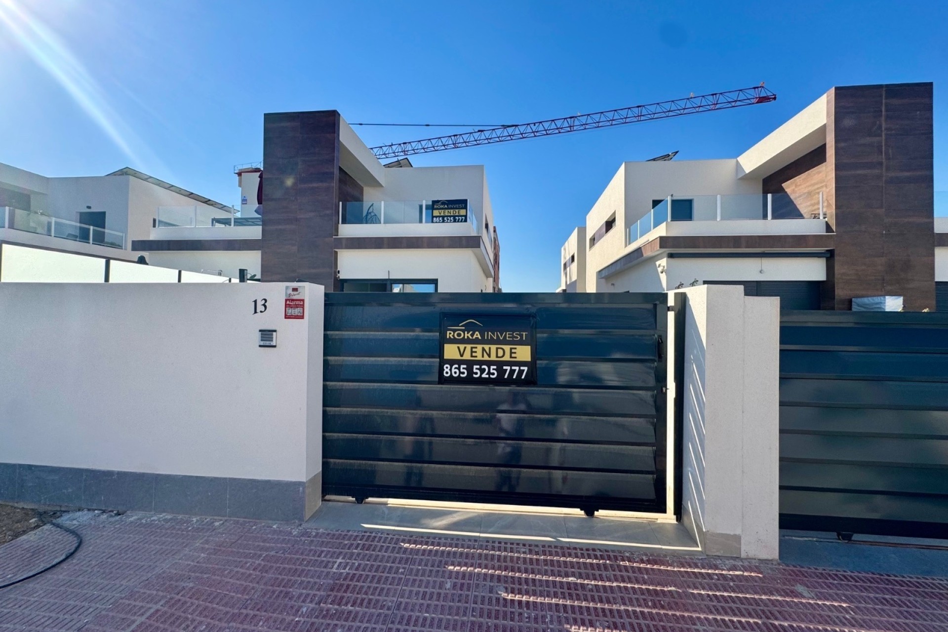 Resale - Detached Villa -
Daya Nueva - Center