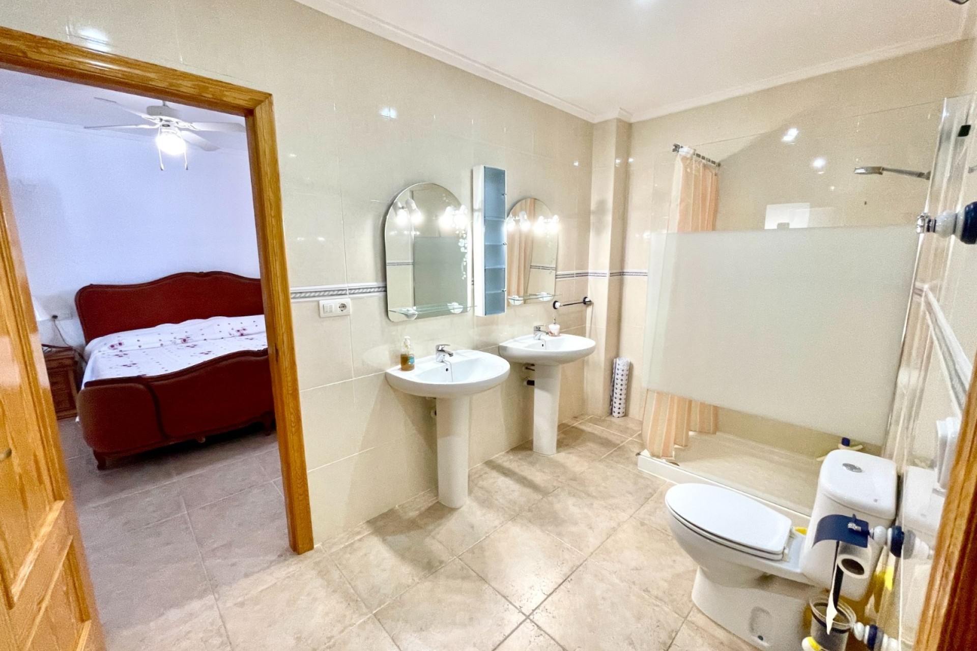 Resale - Detached Villa -
Daya Nueva