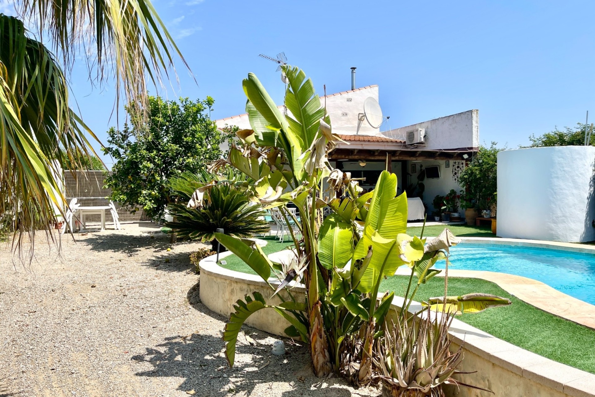 Resale - Detached Villa -
Daya Nueva