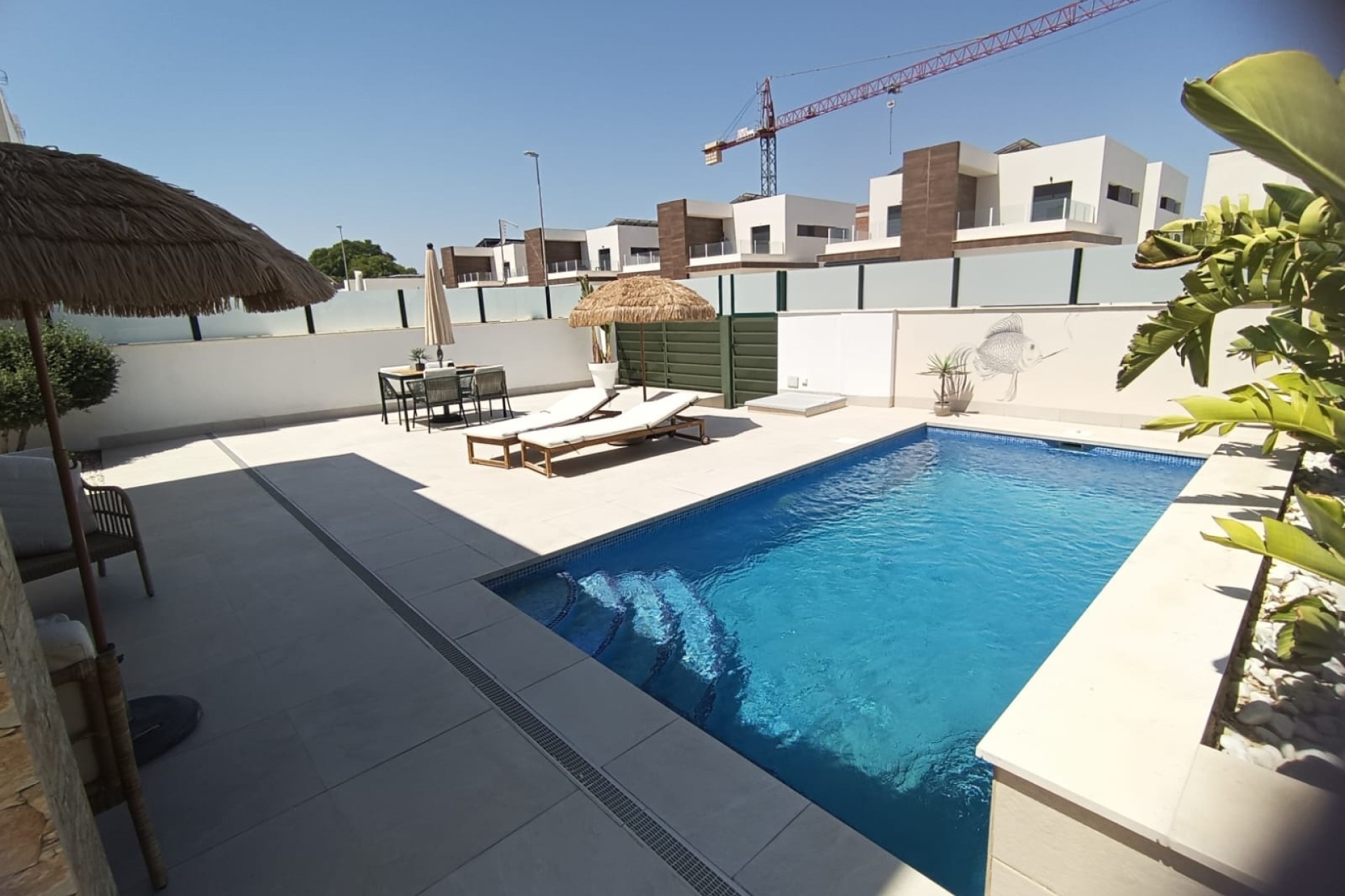 Resale - Detached Villa -
Daya Nueva