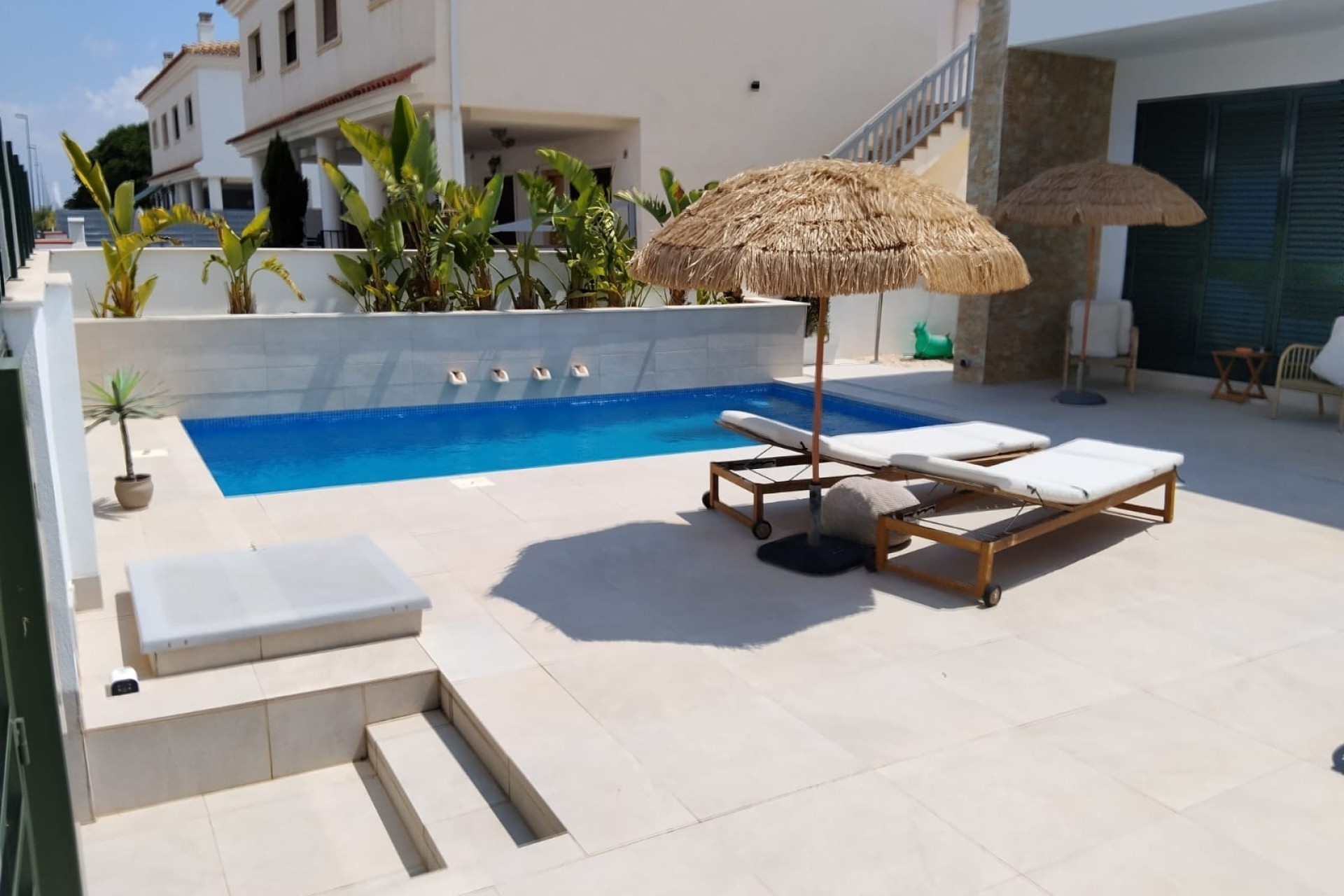 Resale - Detached Villa -
Daya Nueva