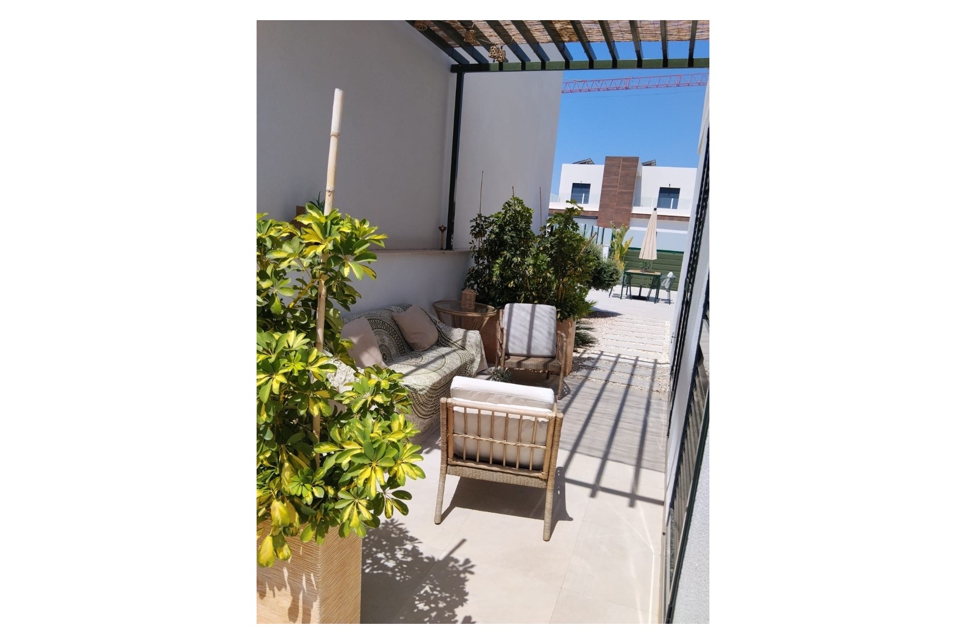 Resale - Detached Villa -
Daya Nueva
