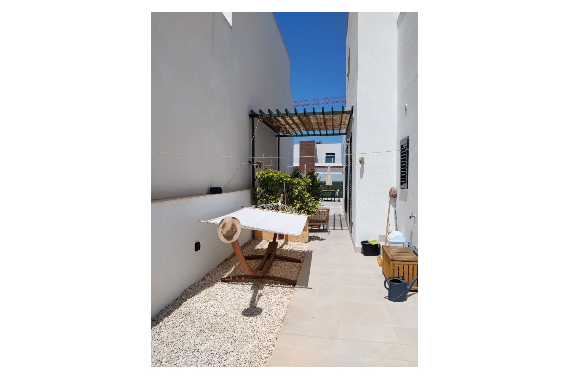 Resale - Detached Villa -
Daya Nueva