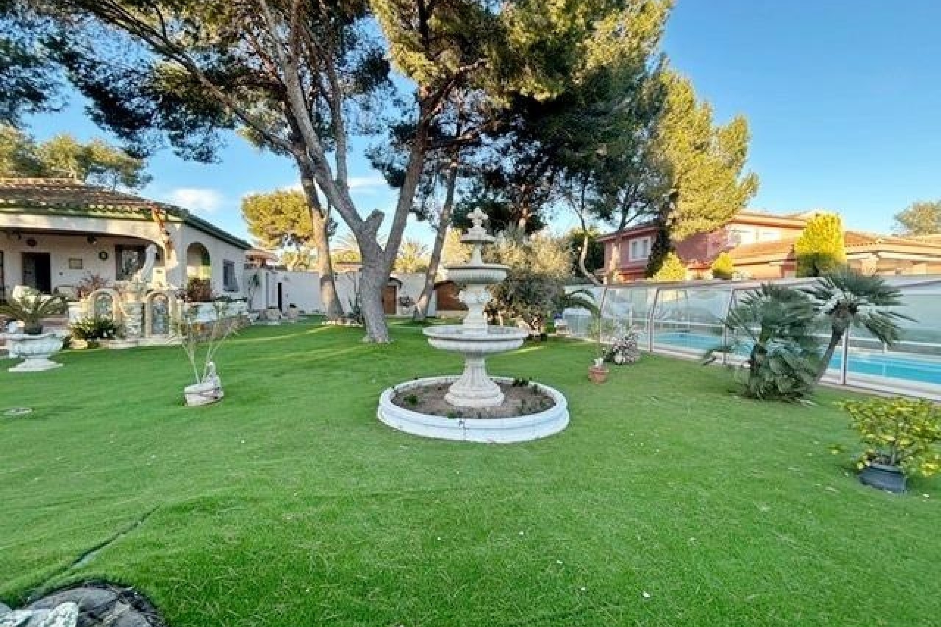 Resale - Detached Villa -
Dehesa de Campoamor - Campoamor