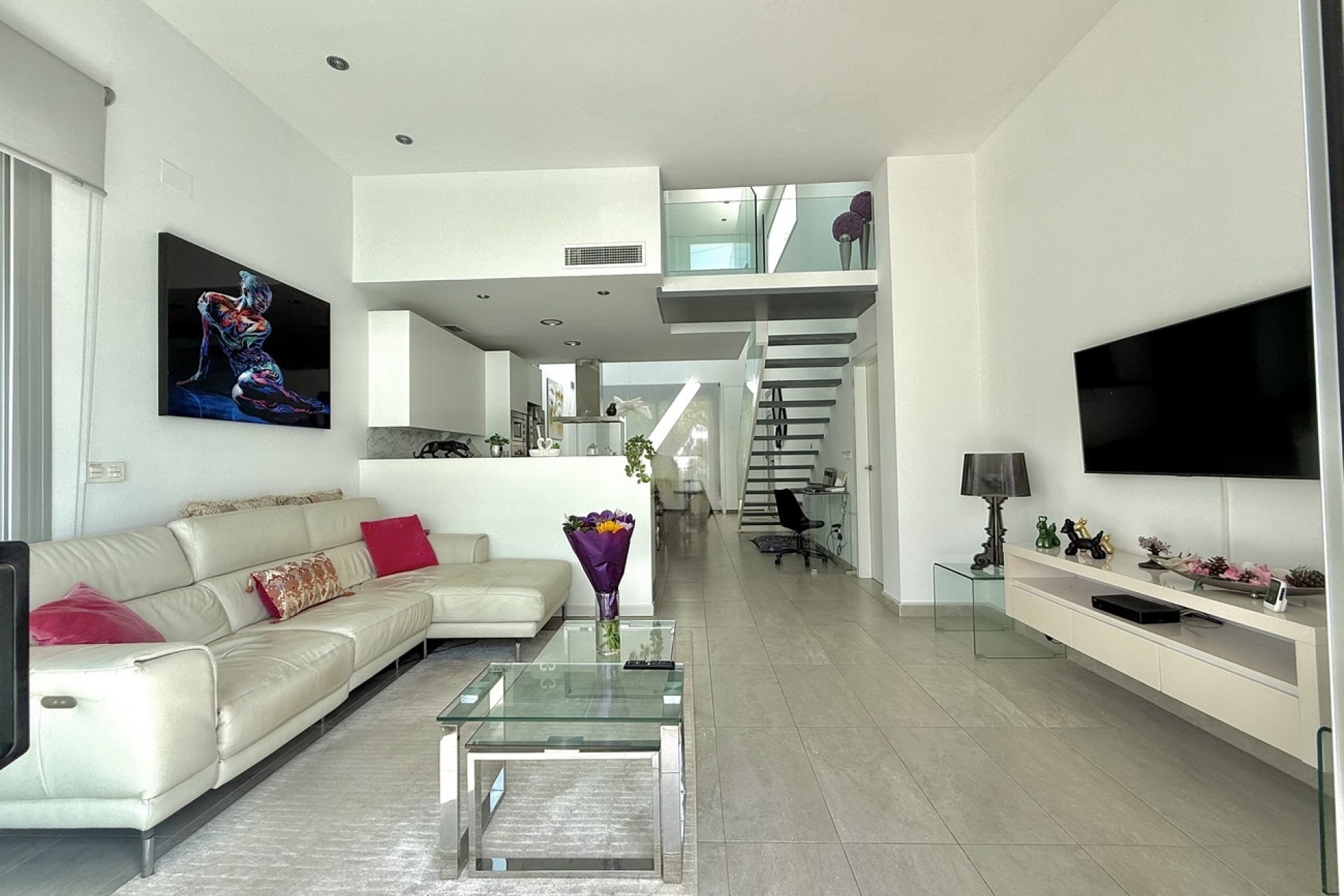Resale - Detached Villa -
Dolores