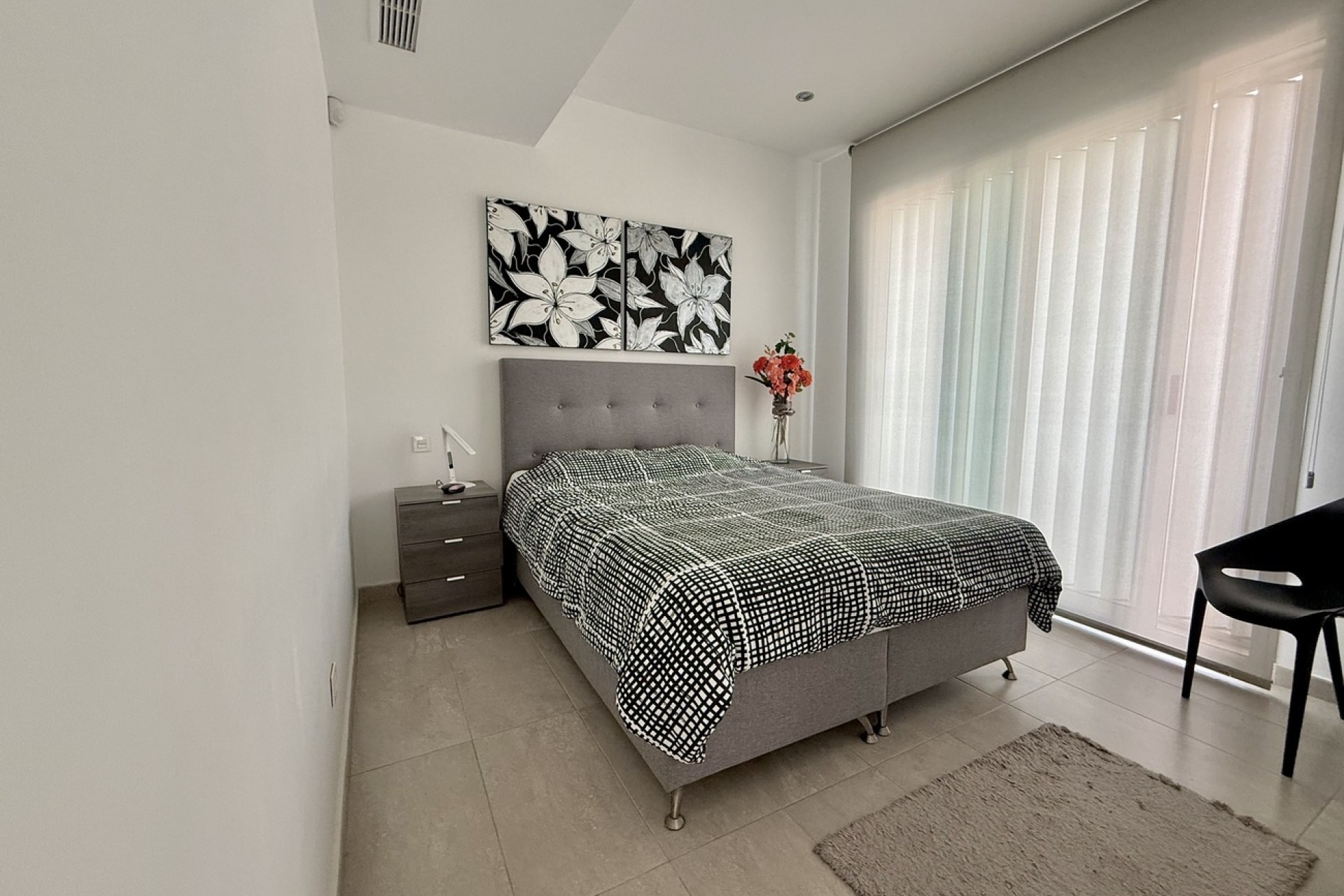 Resale - Detached Villa -
Dolores