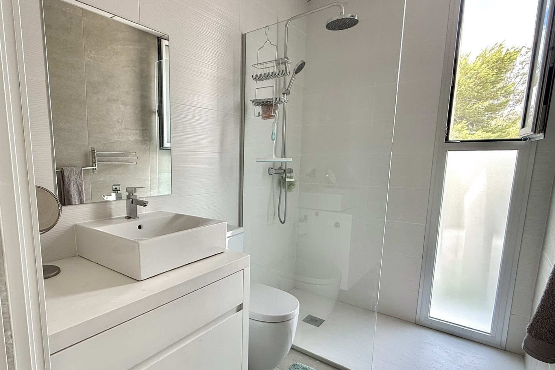 Resale - Detached Villa -
Dolores