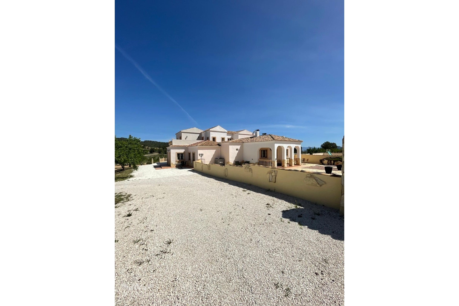 Resale - Detached Villa -
Encebras - Encebras Alicante