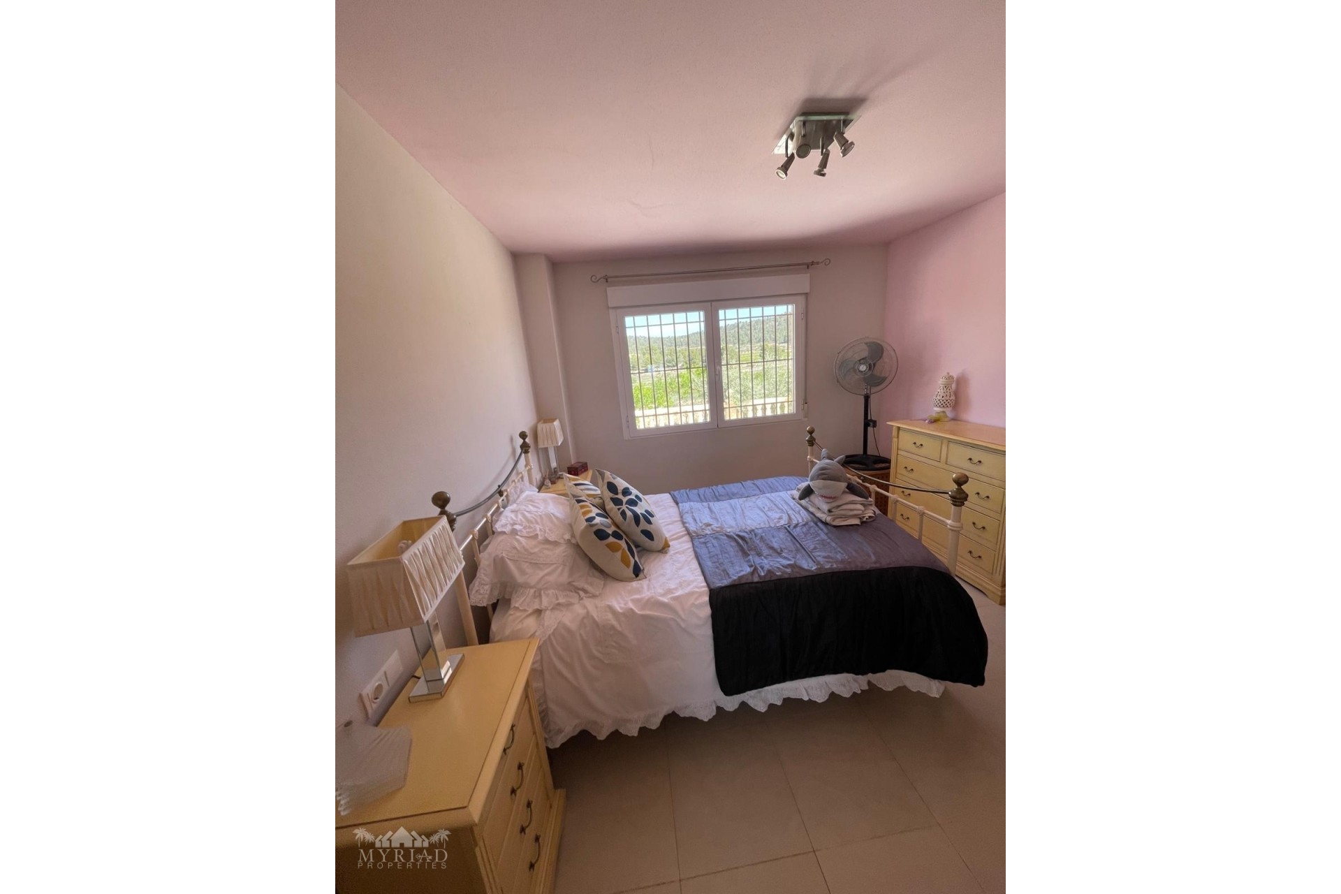 Resale - Detached Villa -
Encebras - Encebras Alicante