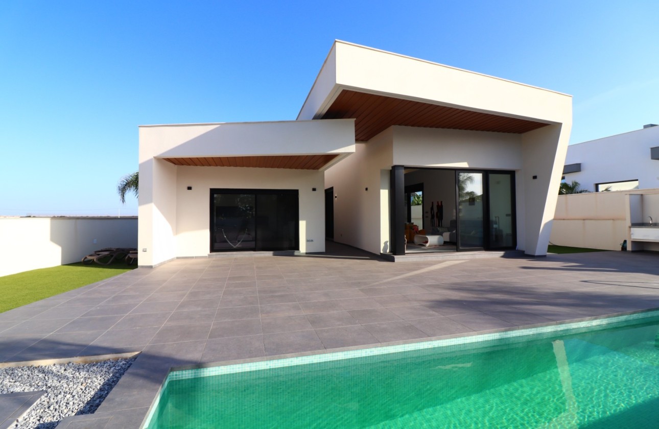 Resale - Detached Villa -
Formentera del Segura - Fincas de La Vega