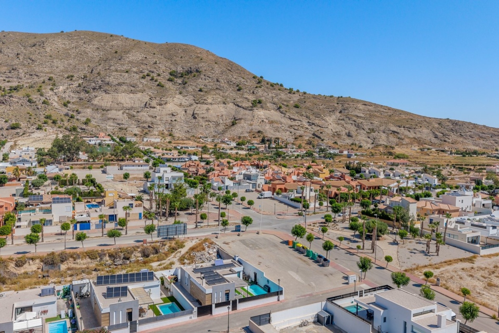 Resale - Detached Villa -
Fortuna - Urbanizacion las kalendas