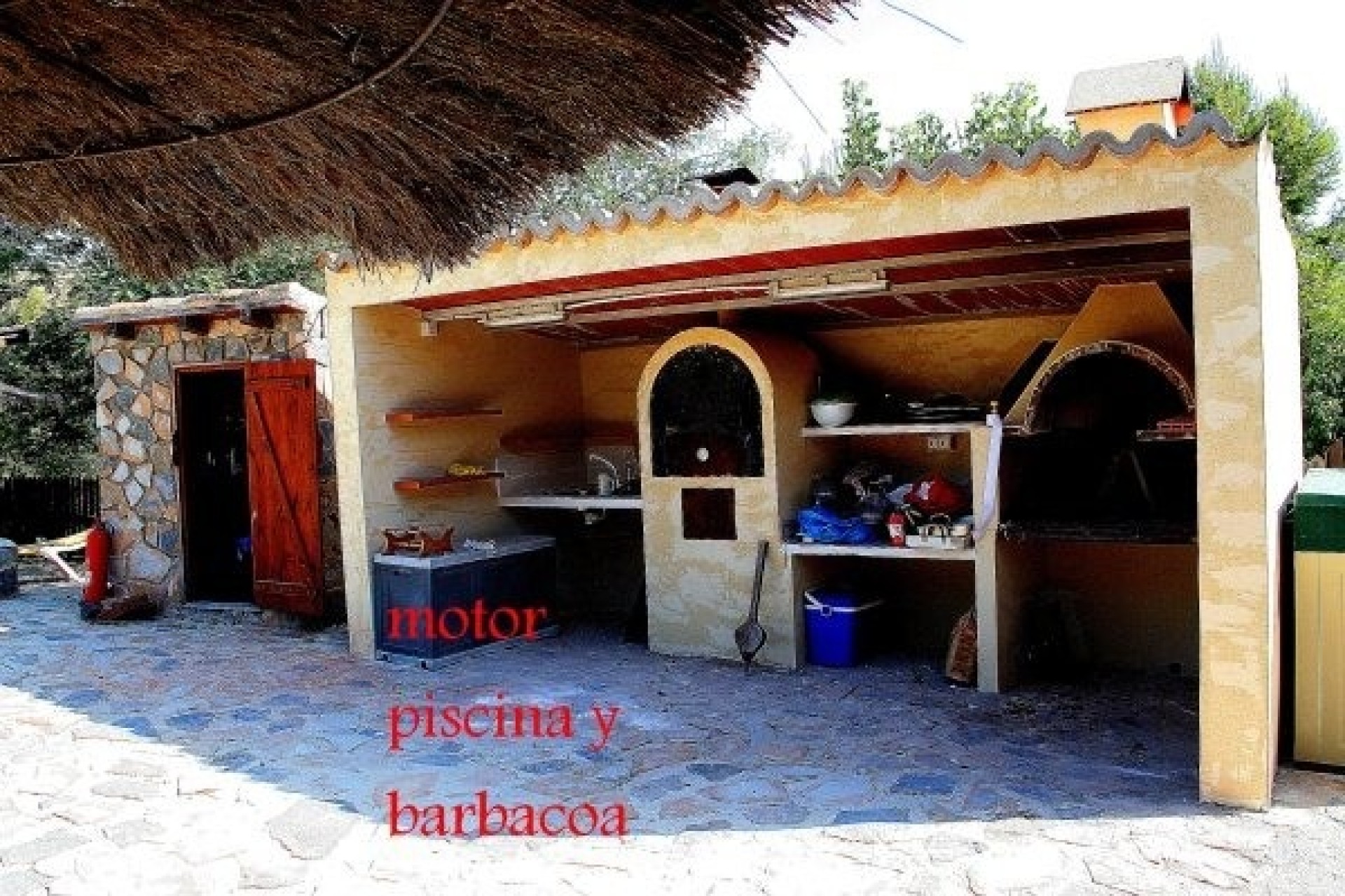 Resale - Detached Villa -
Gea y Truyols