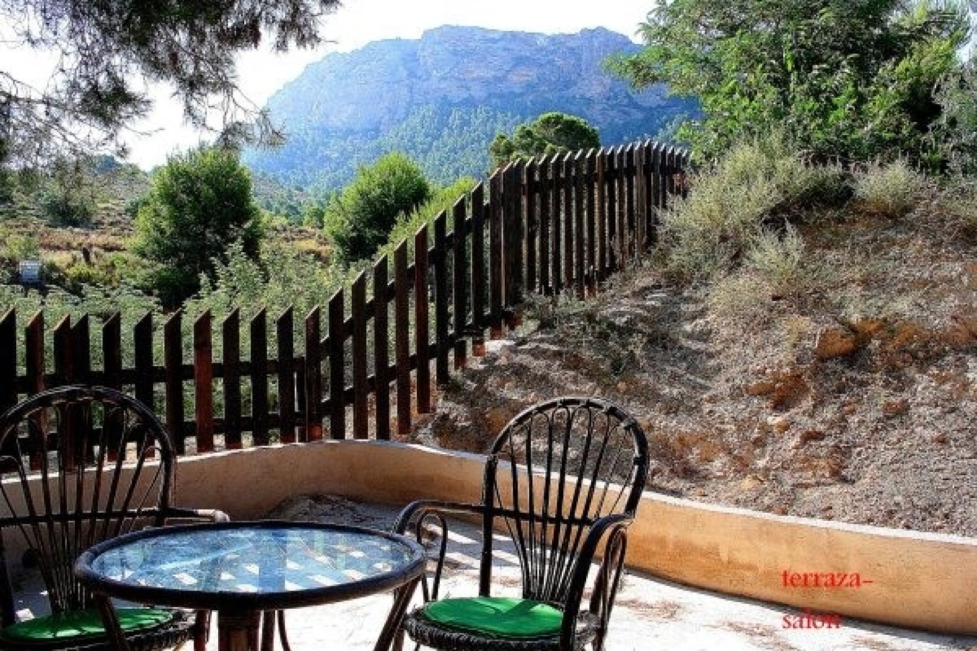 Resale - Detached Villa -
Gea y Truyols
