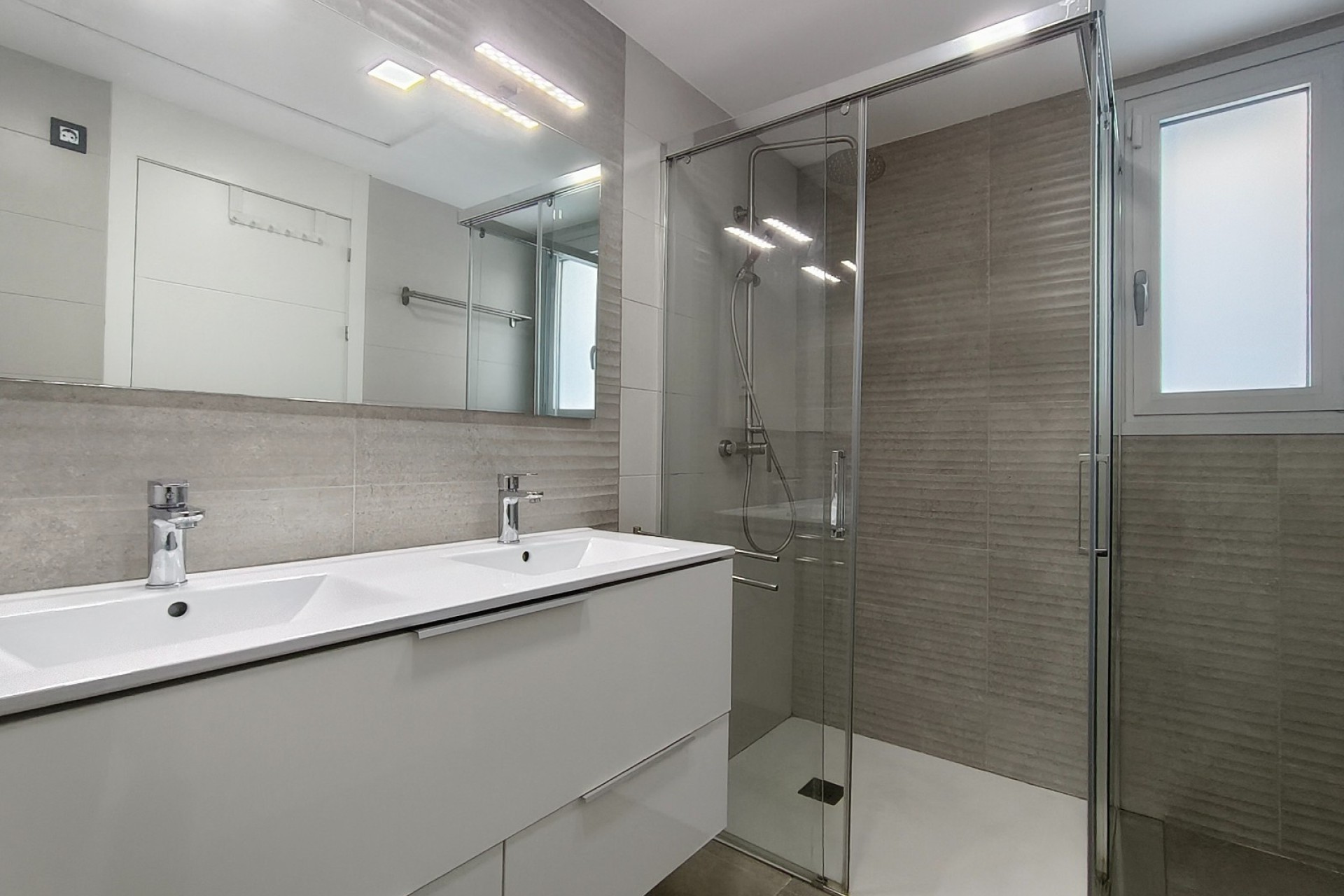Resale - Detached Villa -
Guardamar del Segura - El Raso