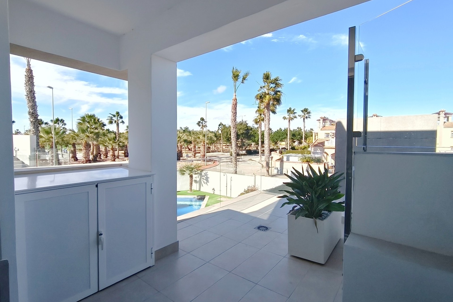 Resale - Detached Villa -
Guardamar del Segura - El Raso
