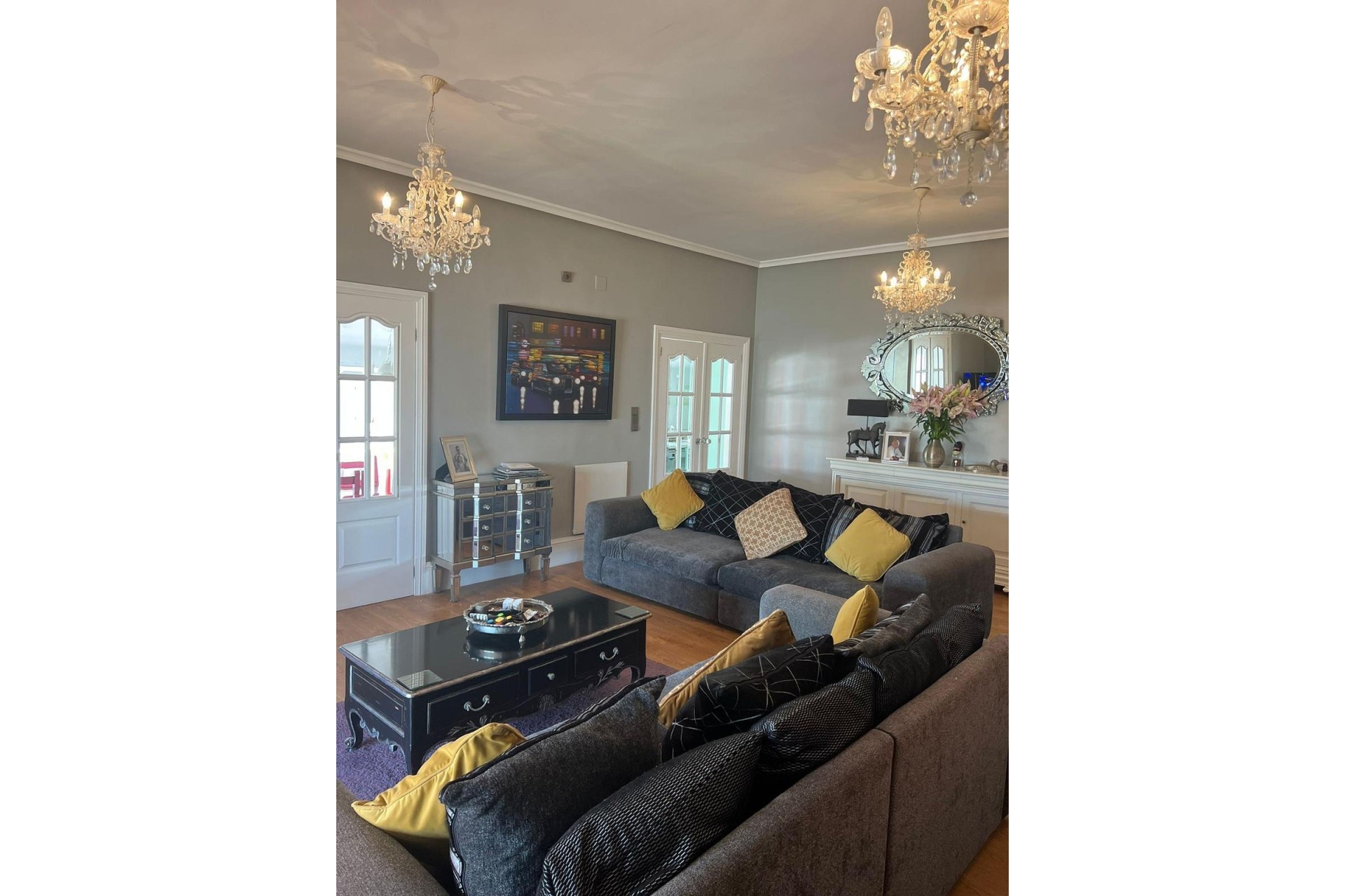 Resale - Detached Villa -
Heredades
