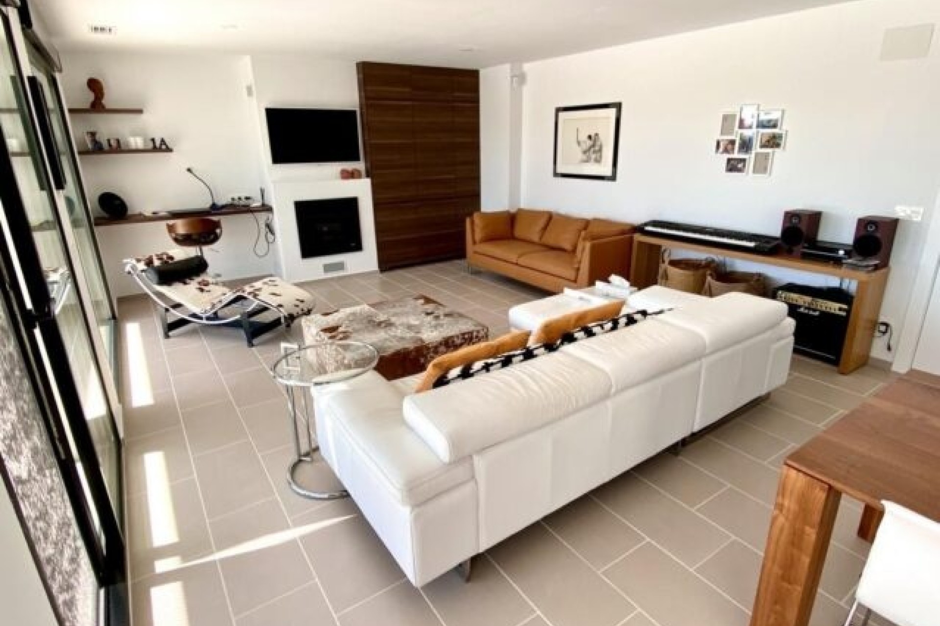 Resale - Detached Villa -
Hondón de las Nieves