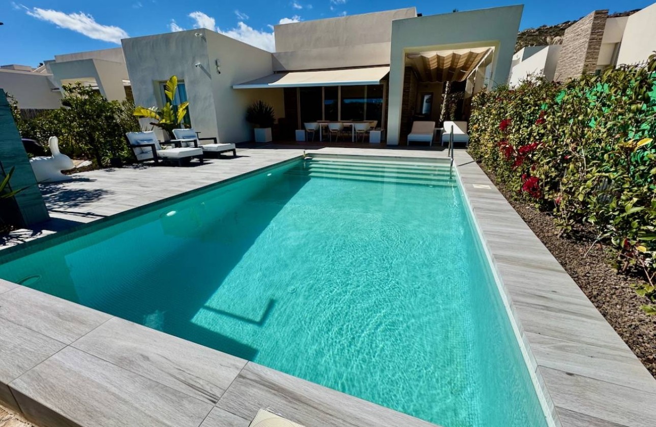 Resale - Detached Villa -
La Finca Golf - Algorfa