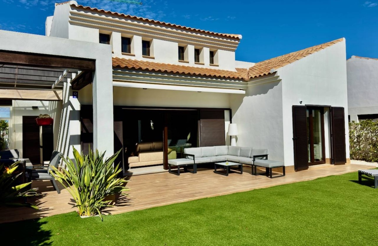 Resale - Detached Villa -
La Finca Golf - La Finca Golf Resort