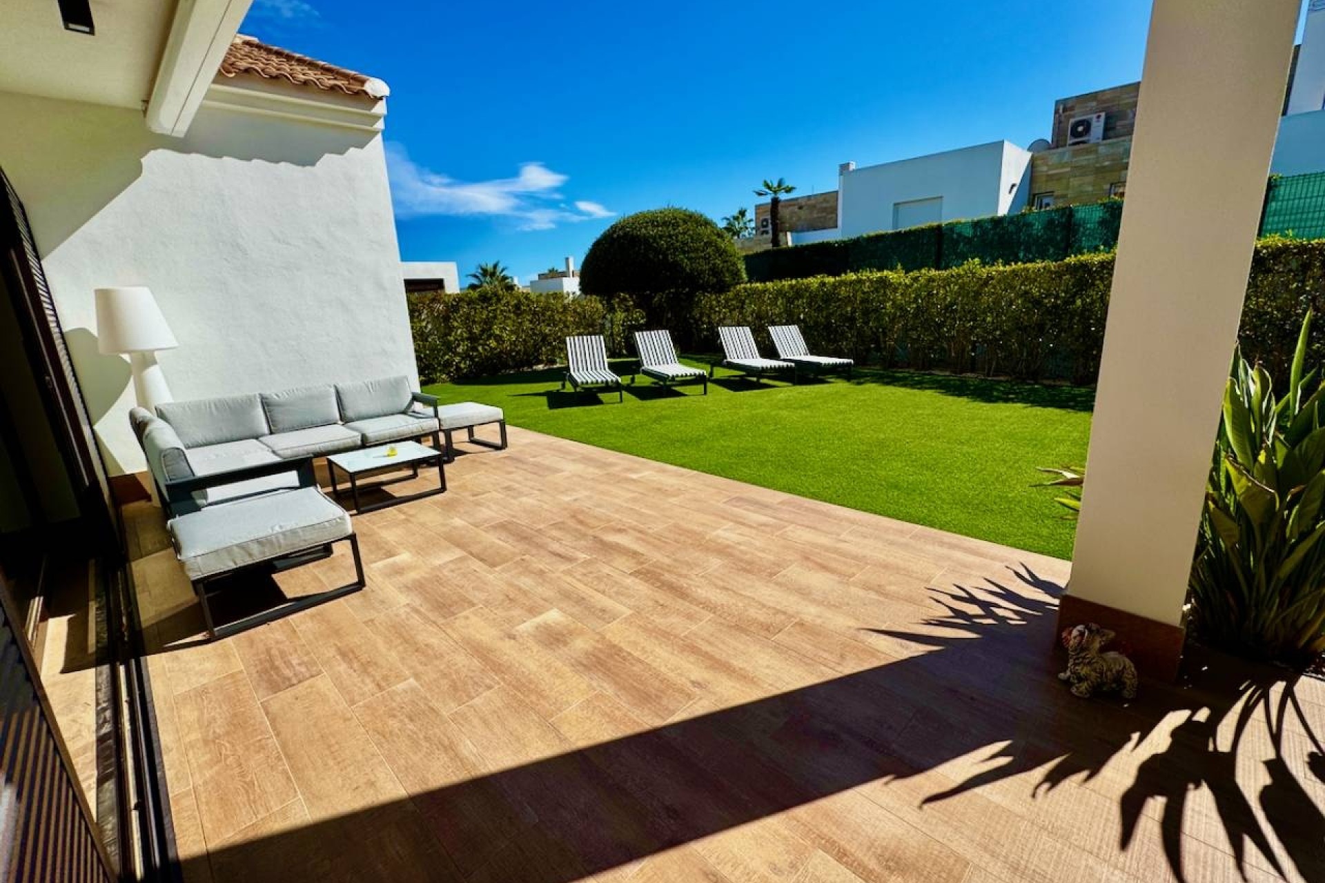 Resale - Detached Villa -
La Finca Golf - La Finca Golf Resort