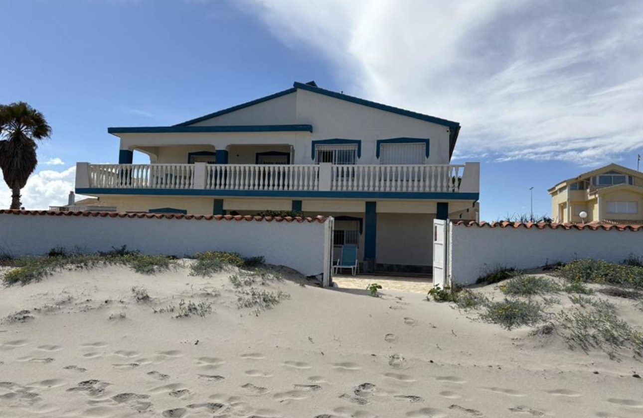 Resale - Detached Villa -
La Manga del Mar Menor - La Manga