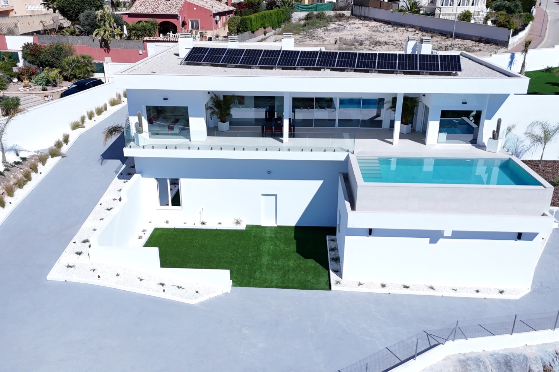 Resale - Detached Villa -
La Marina