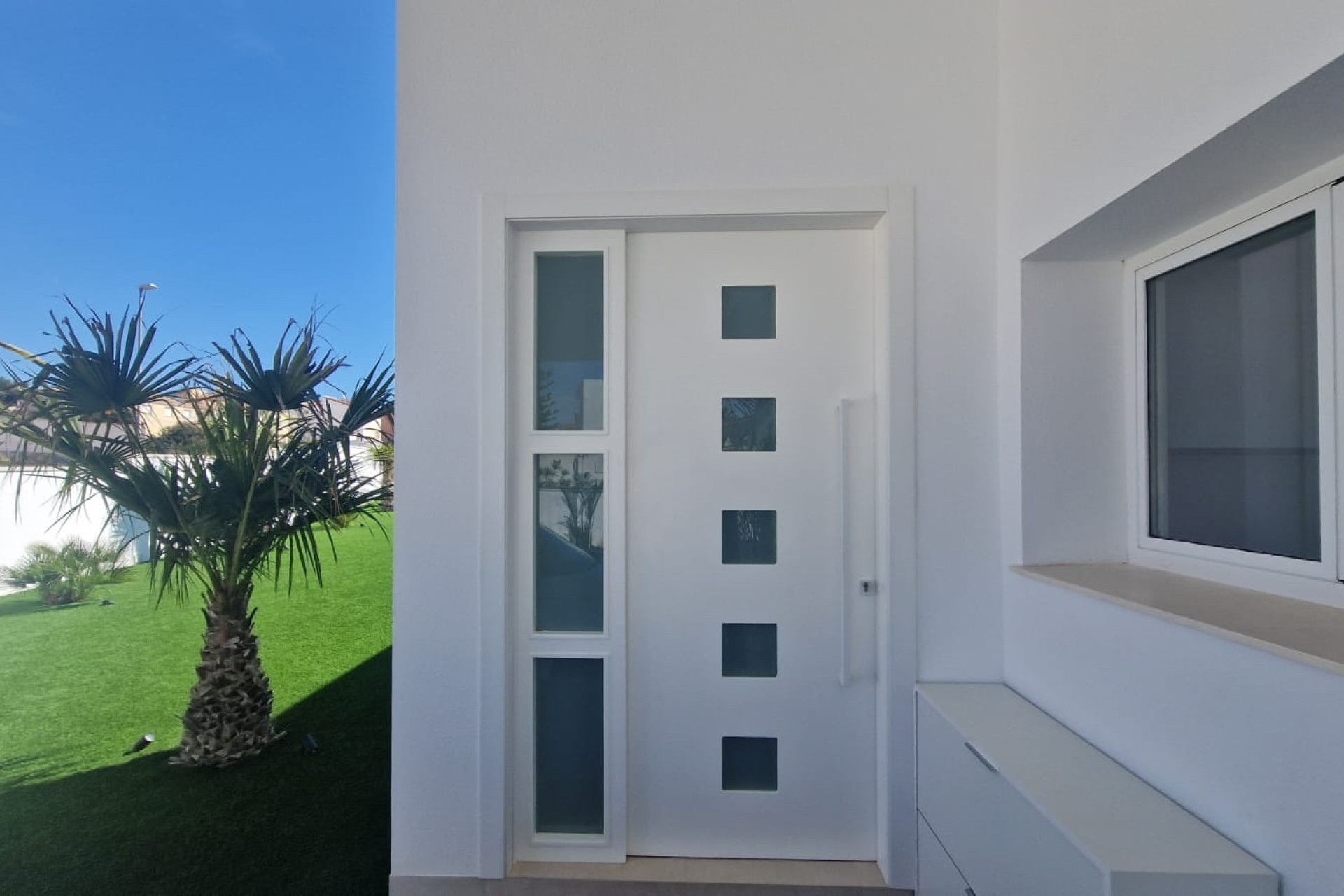 Resale - Detached Villa -
La Marina