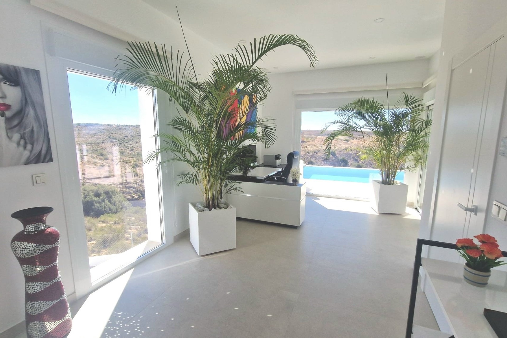 Resale - Detached Villa -
La Marina