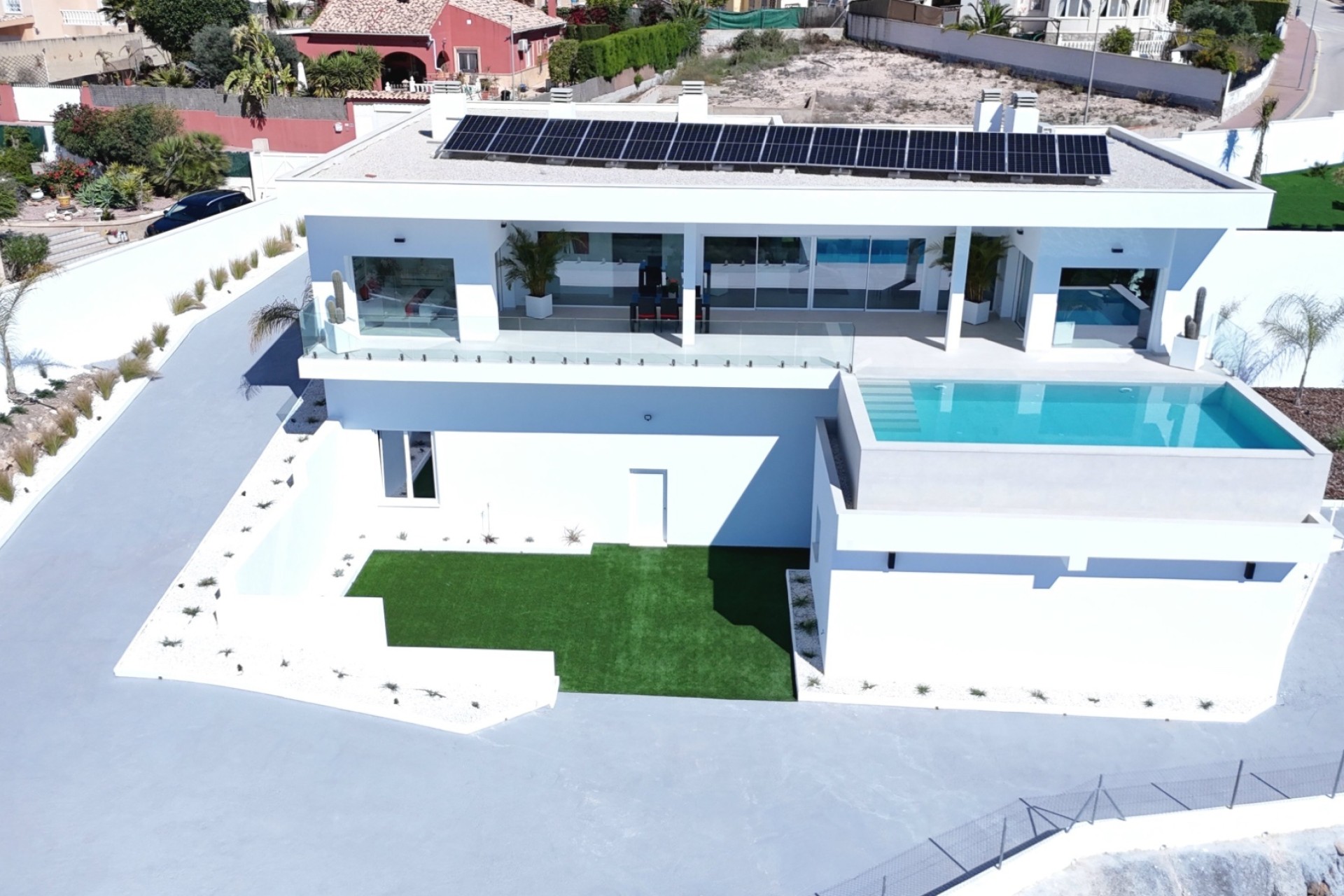 Resale - Detached Villa -
La Marina
