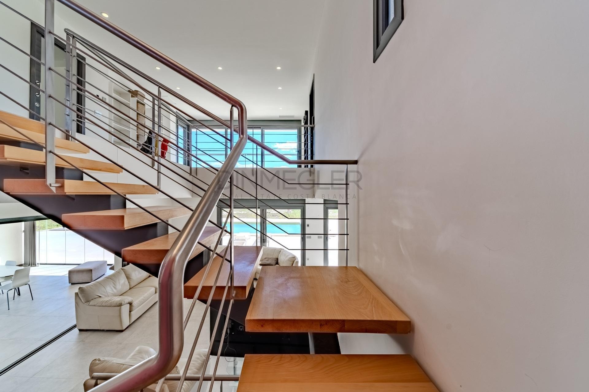 Resale - Detached Villa -
La Marina