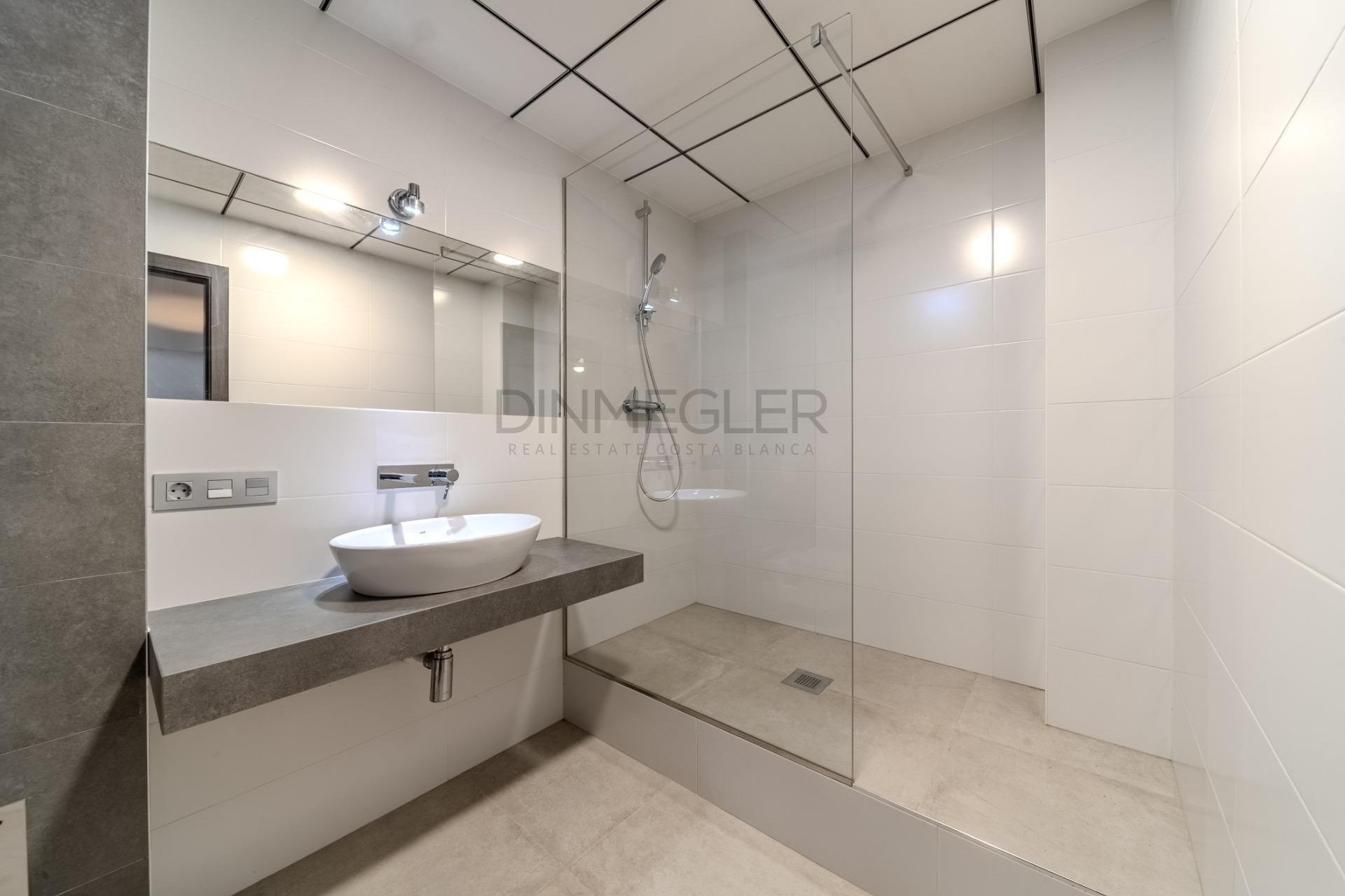 Resale - Detached Villa -
La Marina