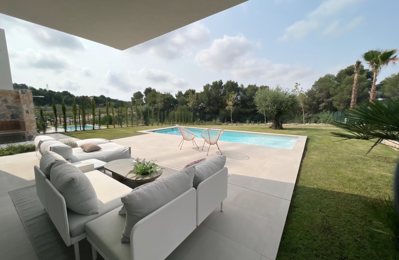 Resale - Detached Villa -
Las Colinas Golf Resort - Las Colinas Golf