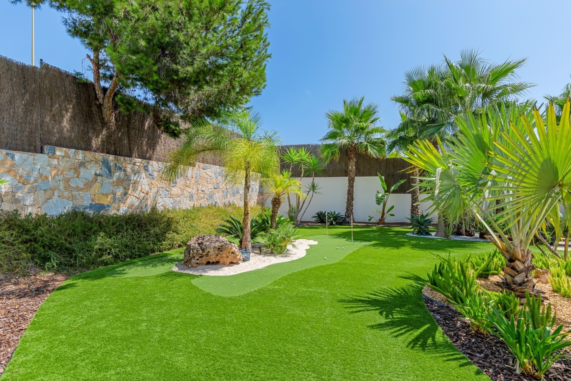 Resale - Detached Villa -
Las Colinas Golf Resort - Las Colinas Golf