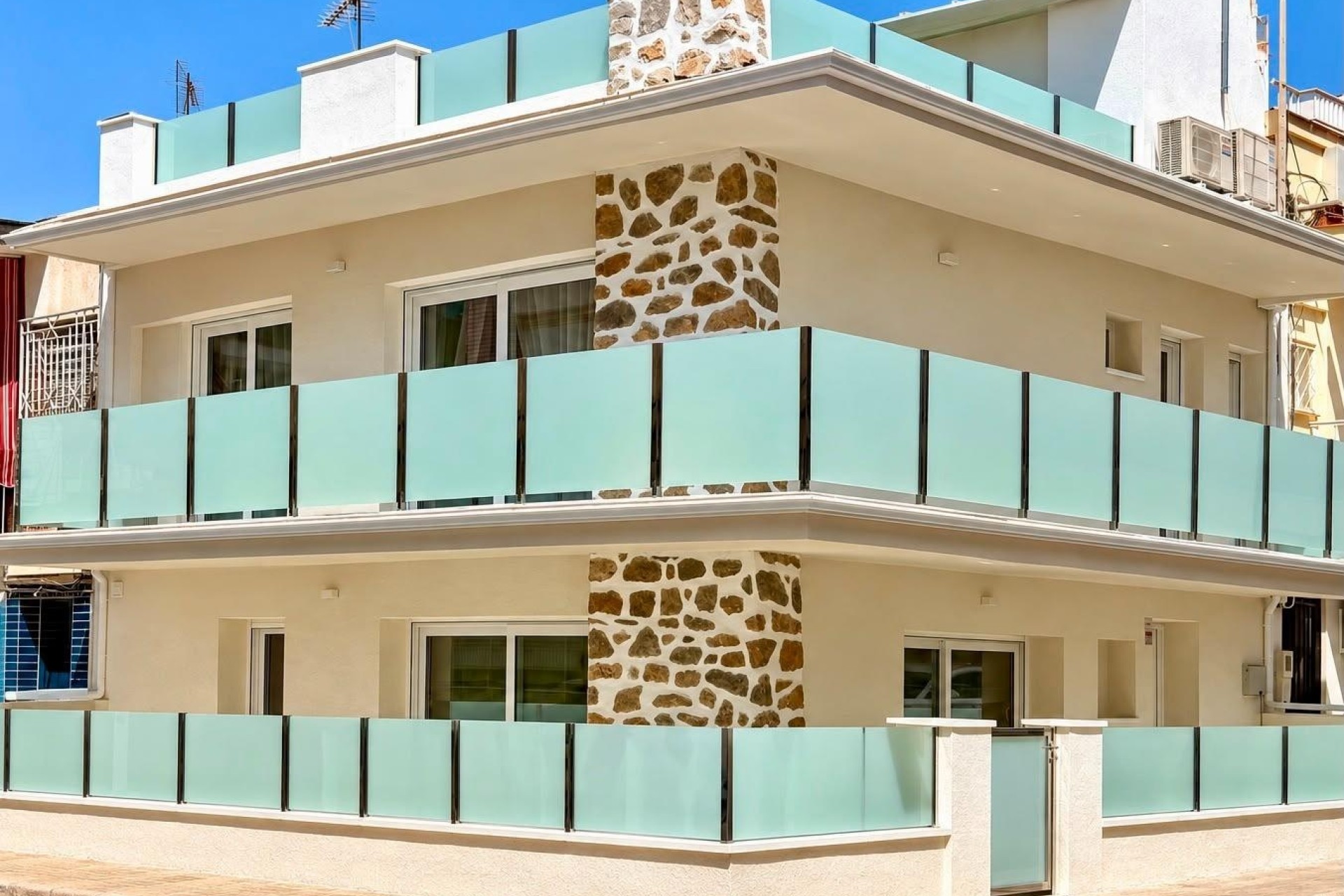 Resale - Detached Villa -
Lo Pagan - Villananitos